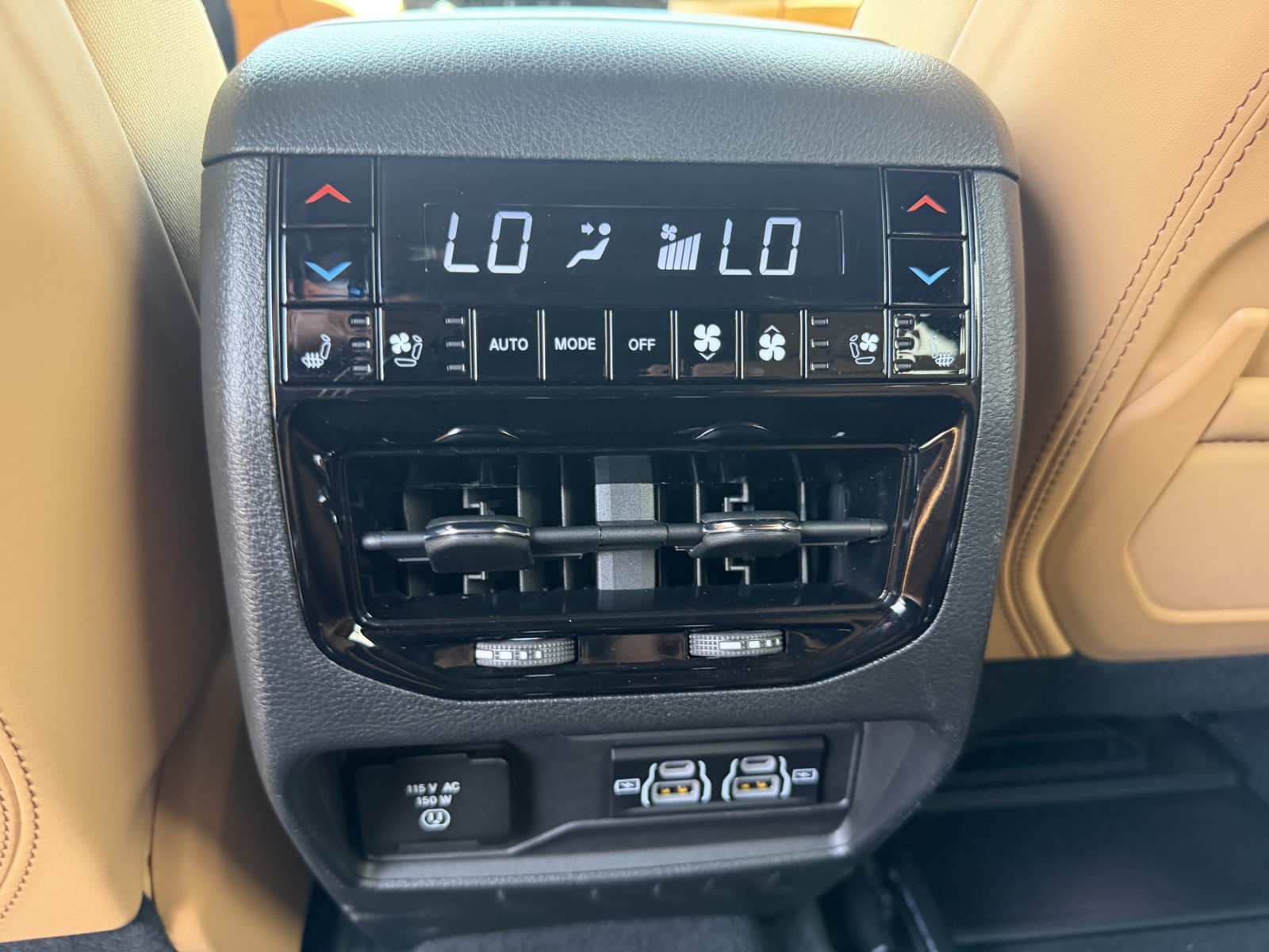 Certified Used 2024 Black Jeep Summit image 20