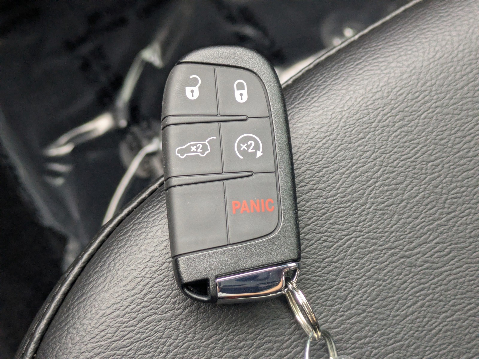 New 2026 Red Jeep Latitude image 25