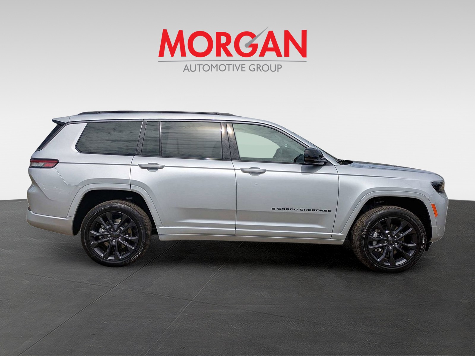 New 2026 Silver Jeep Limited image 2