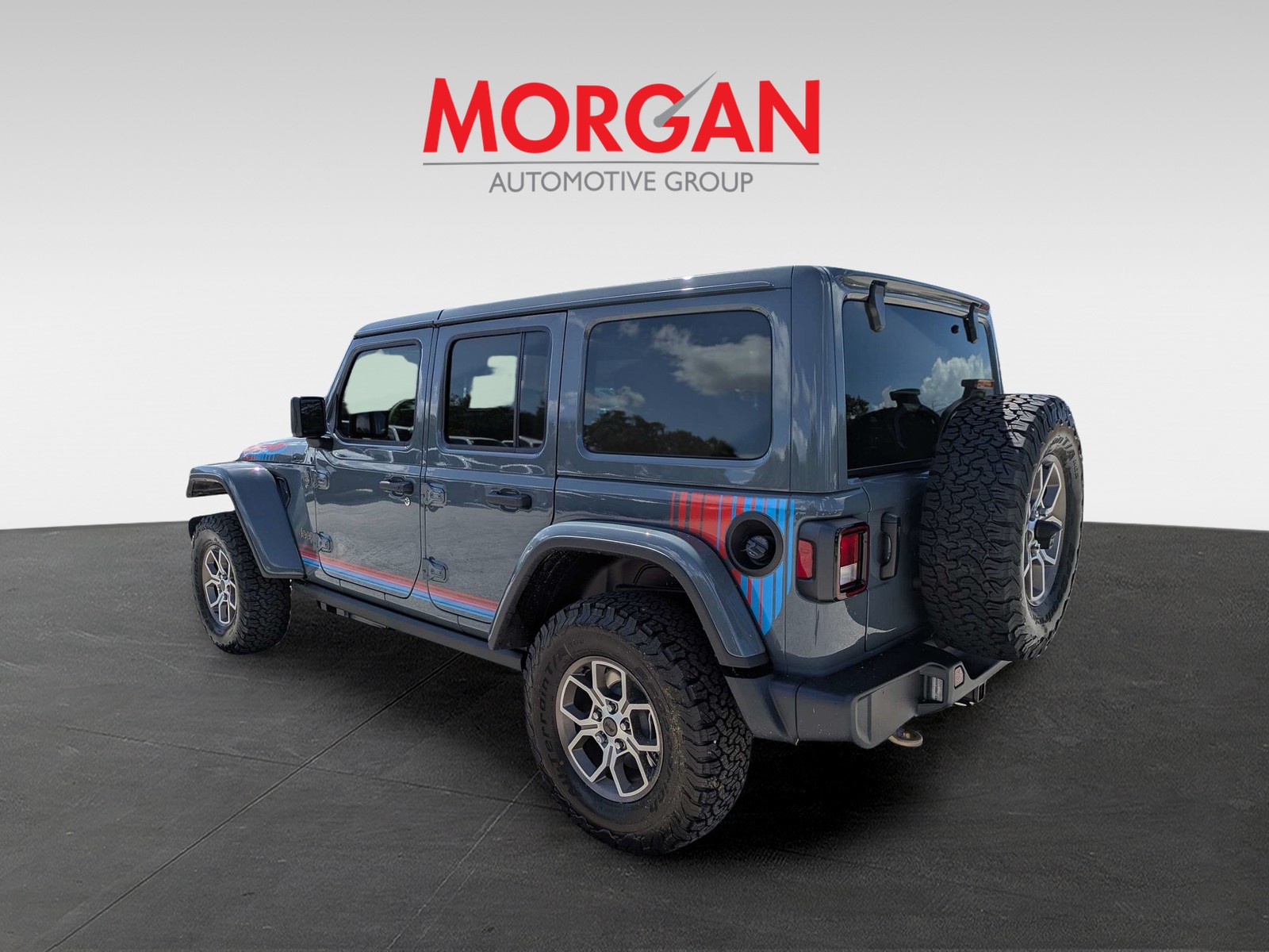 New 2026 Gray Jeep  image 5