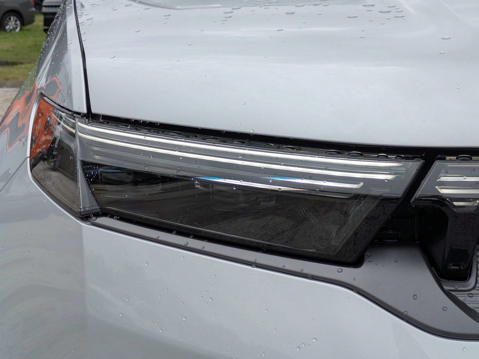 New 2026 Silver Jeep Summit Obsidian image 9