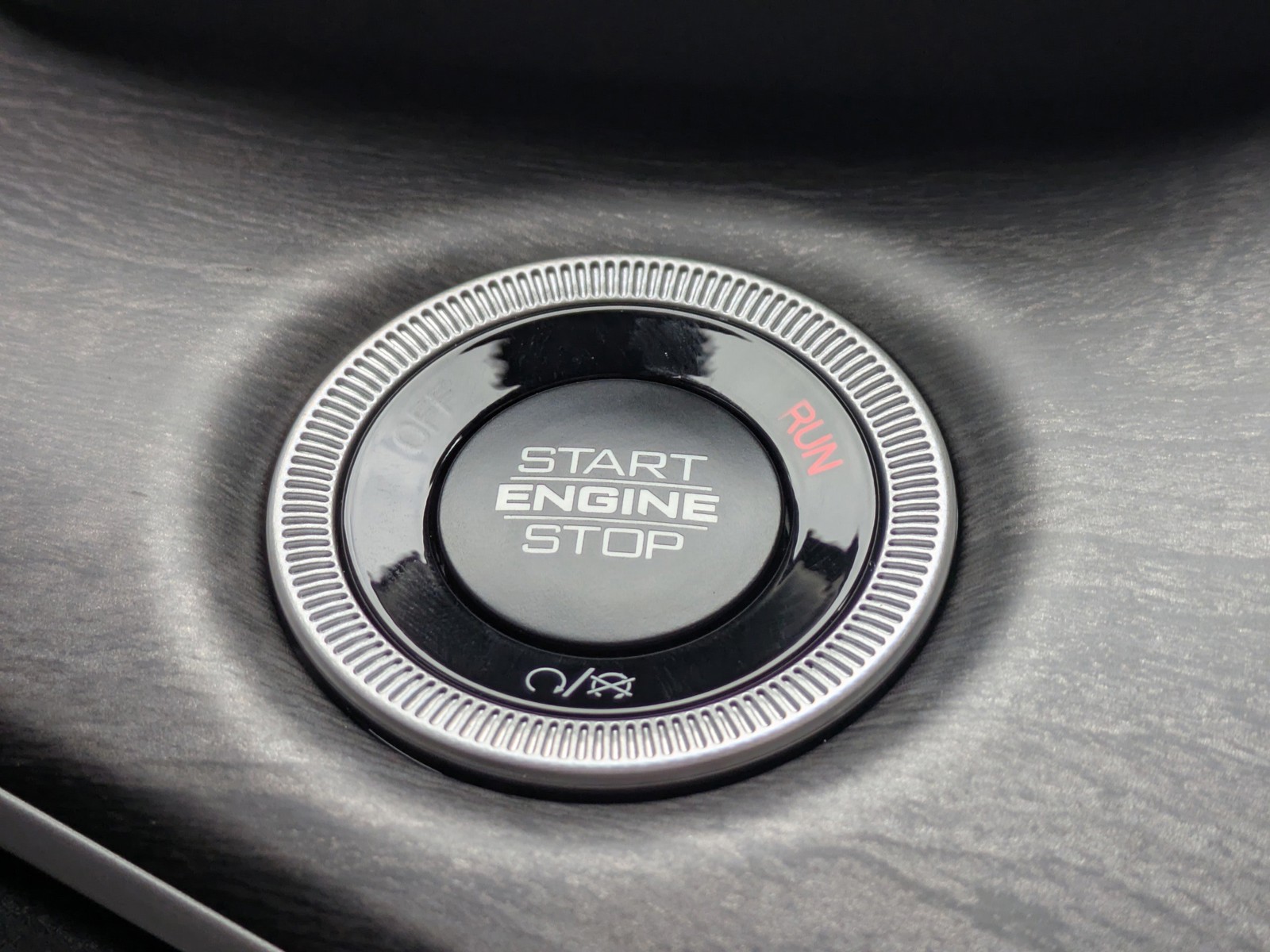 2025 Jeep Grand Cherokee L — photo 18 view