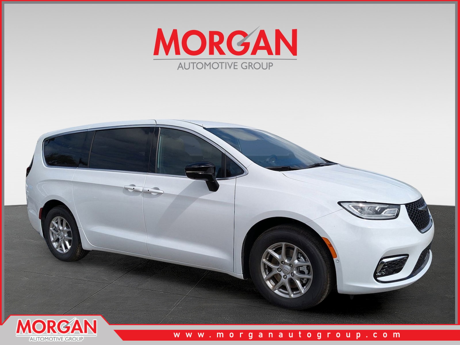 2026 Chrysler Pacifica Select's photo