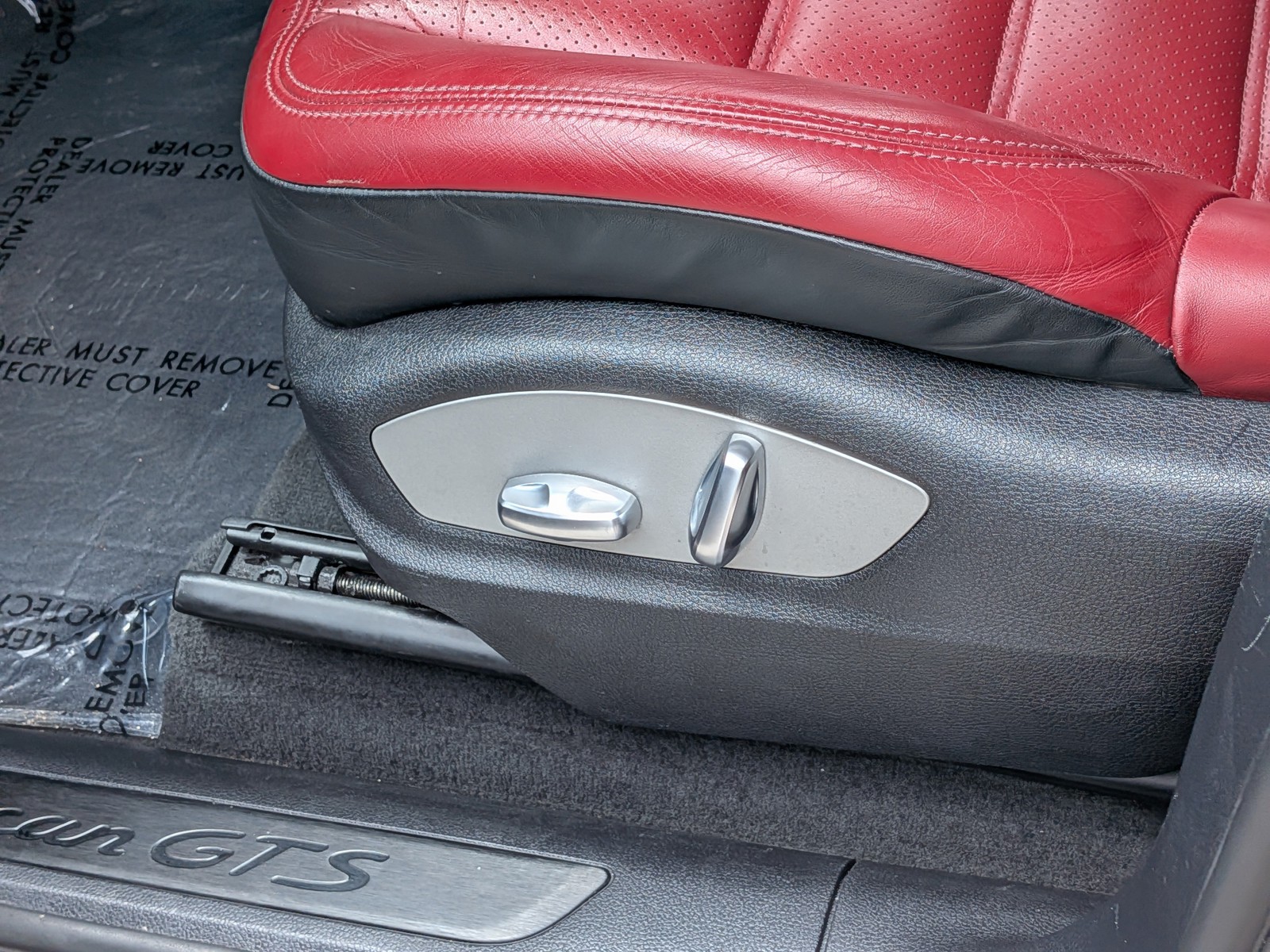 Used 2022 Miami Blue Porsche GTS image 22