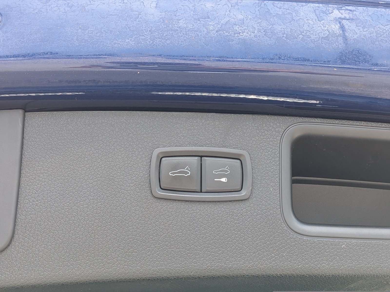 Used 2022 Miami Blue Porsche GTS image 14