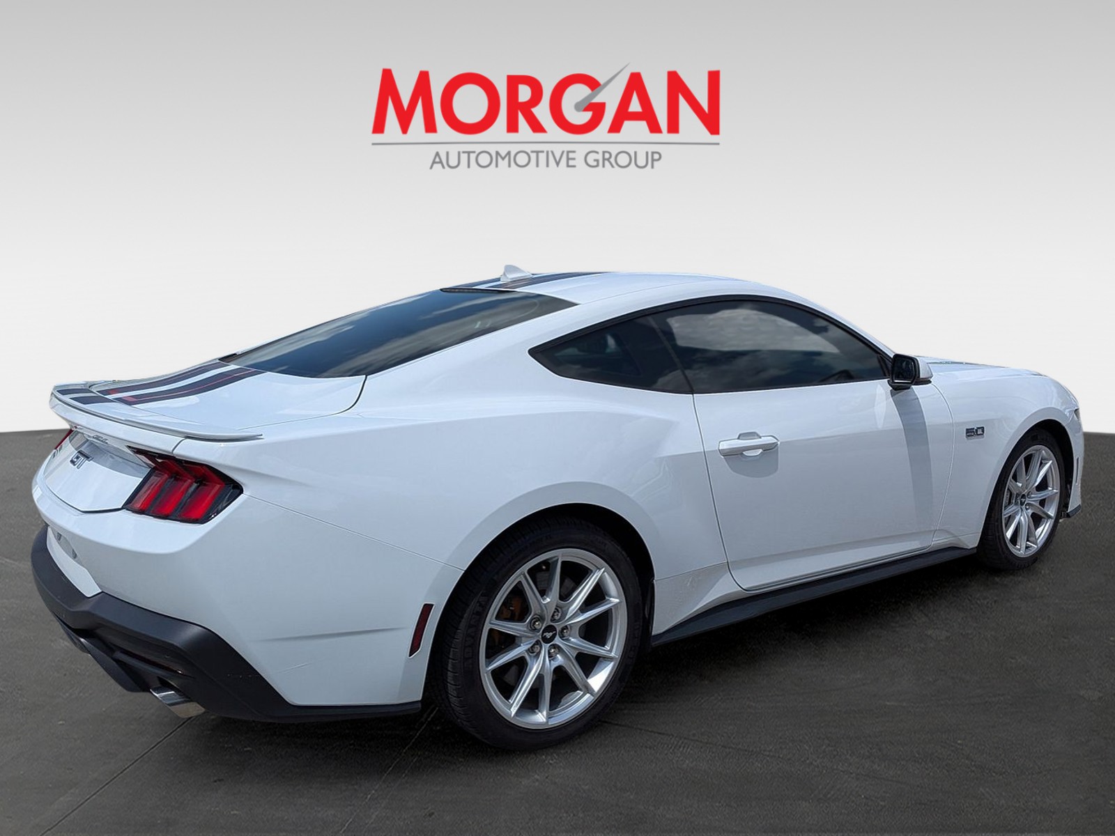 Used 2024 Oxford White Ford GT Premium image 4