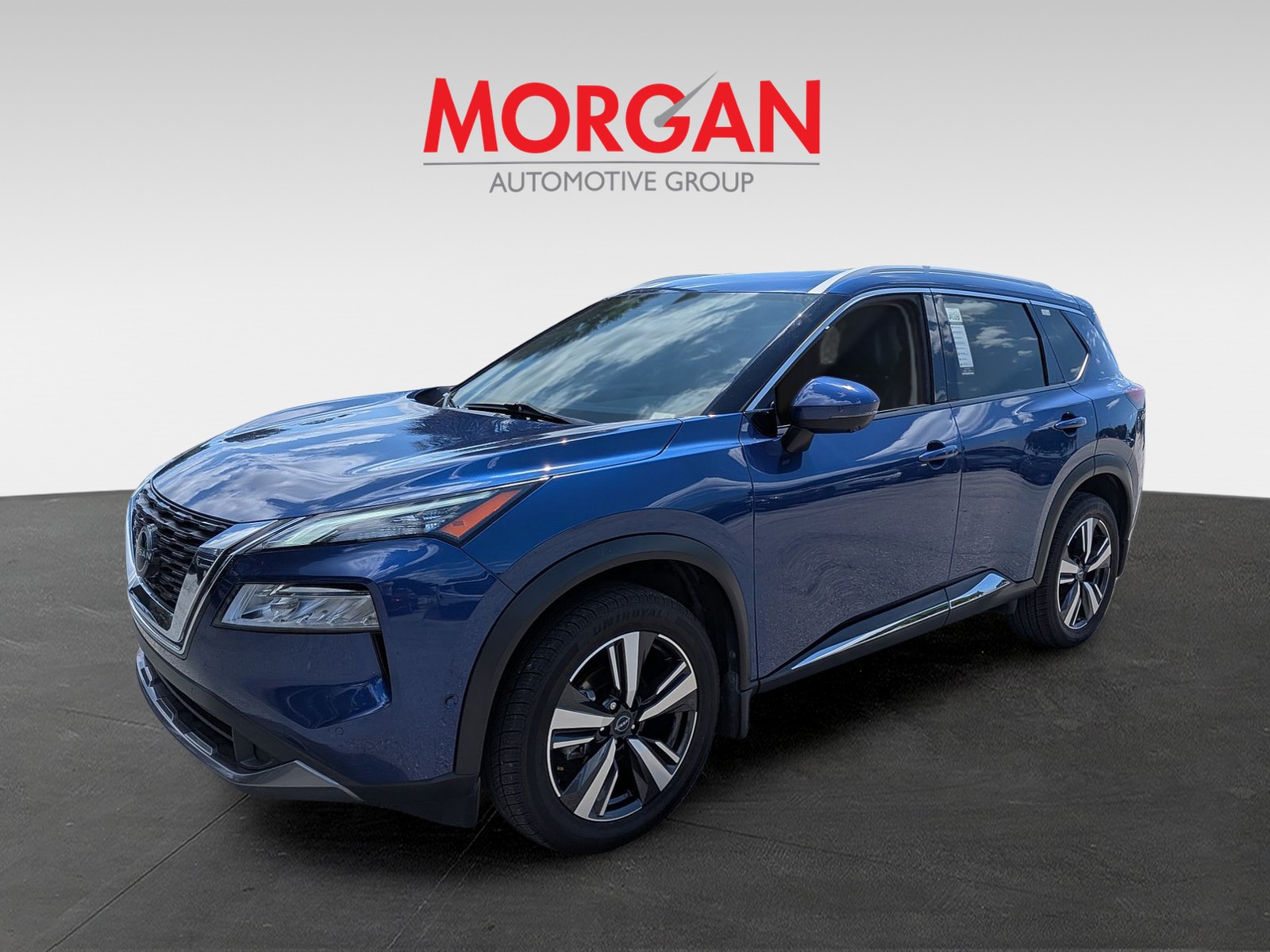 Used 2023 Caspian Blue Metallic Nissan SL image 8