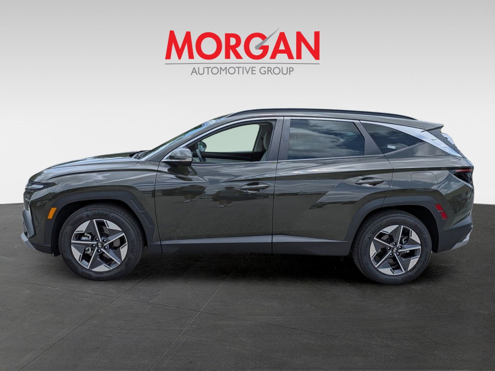 Certified Used 2025 Rockwood Green Hyundai SEL Convenience image 7