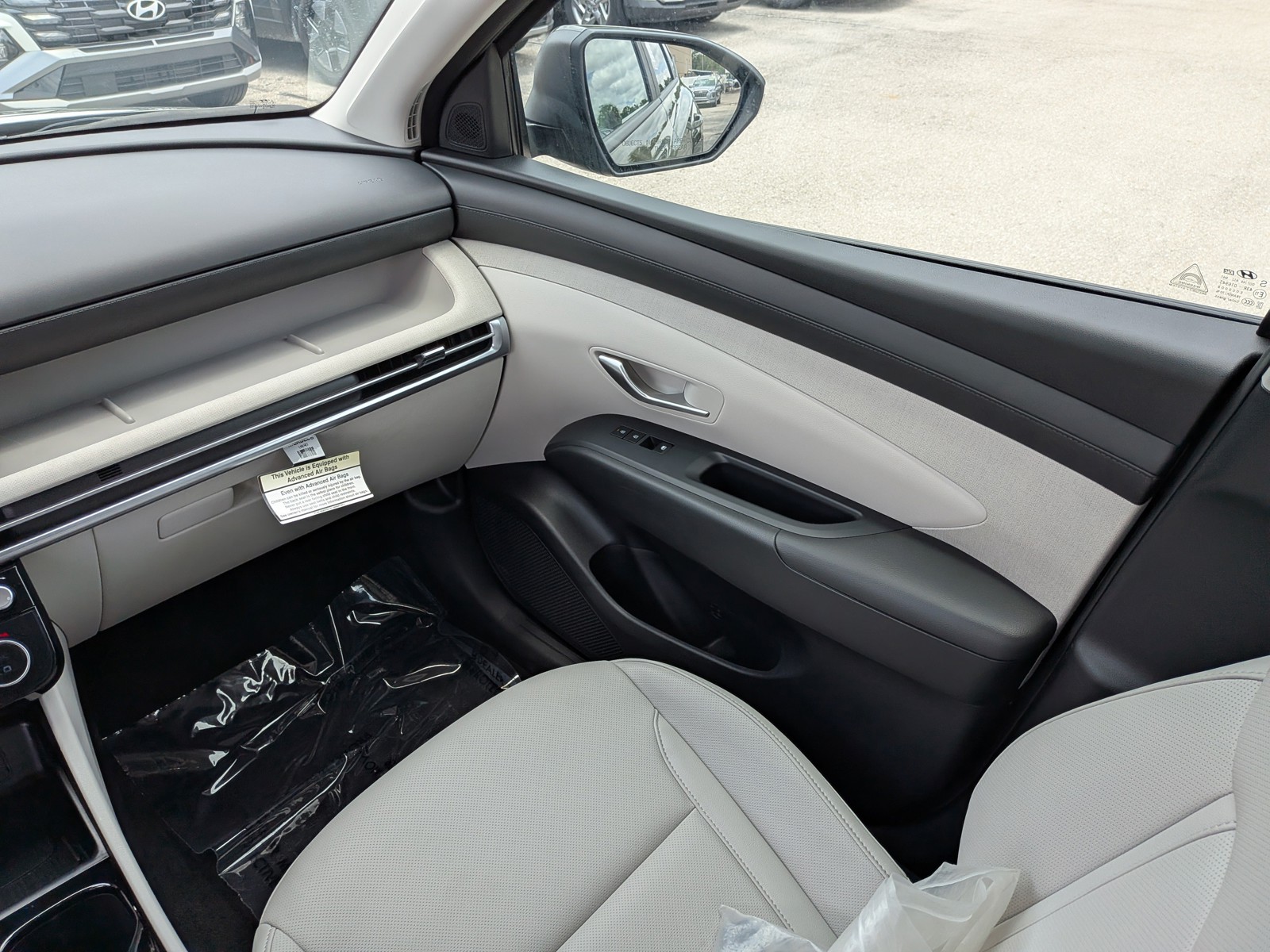 Certified Used 2025 Rockwood Green Hyundai SEL Convenience image 19