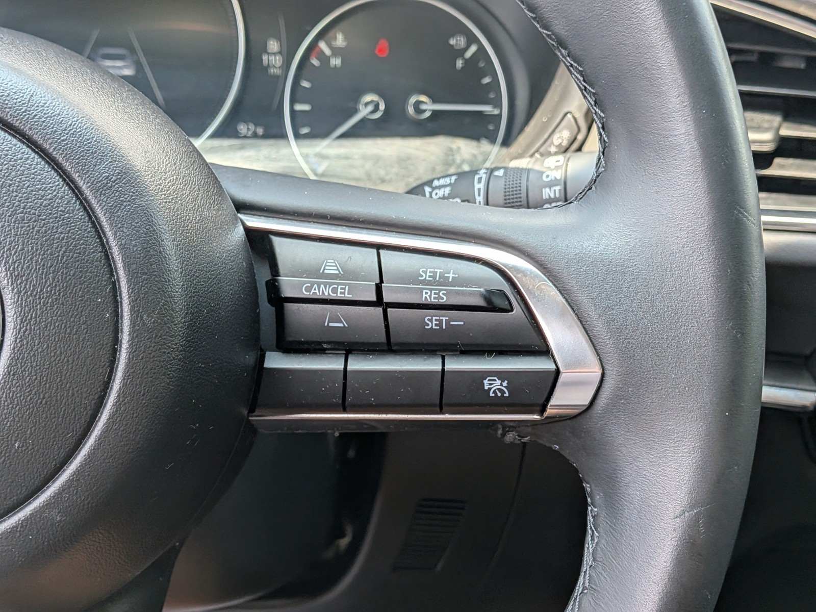 Used 2024 Platinum Quartz Metallic Mazda 2.5 S Preferred Package image 25