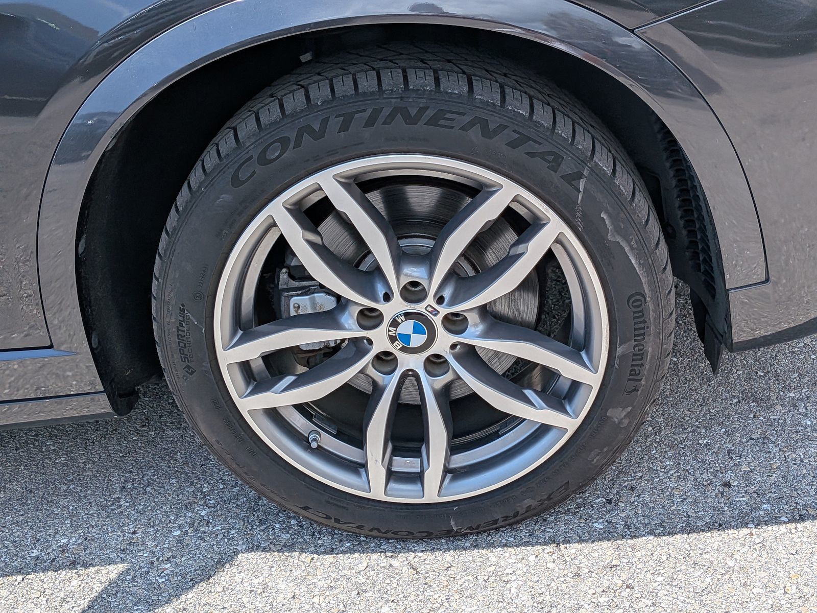 Used 2018 Dark Graphite Metallic BMW M40i image 10