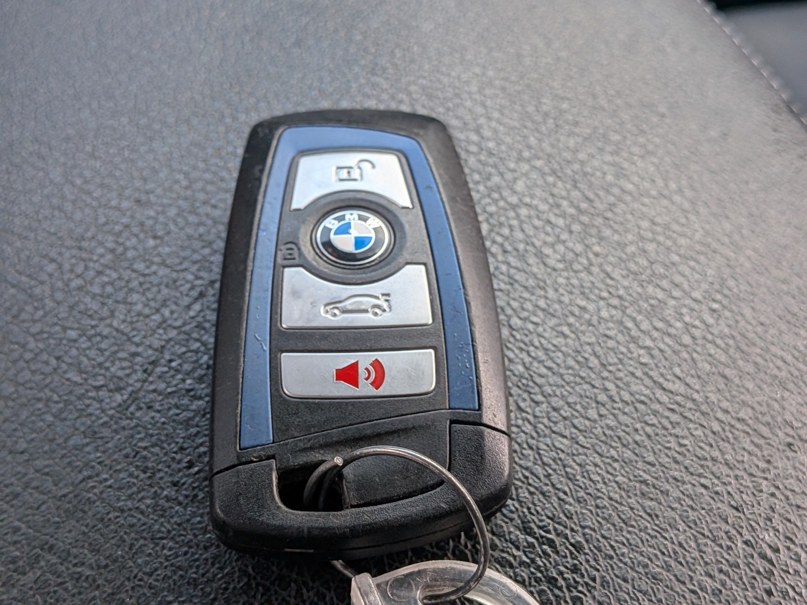 Used 2018 Dark Graphite Metallic BMW M40i image 34