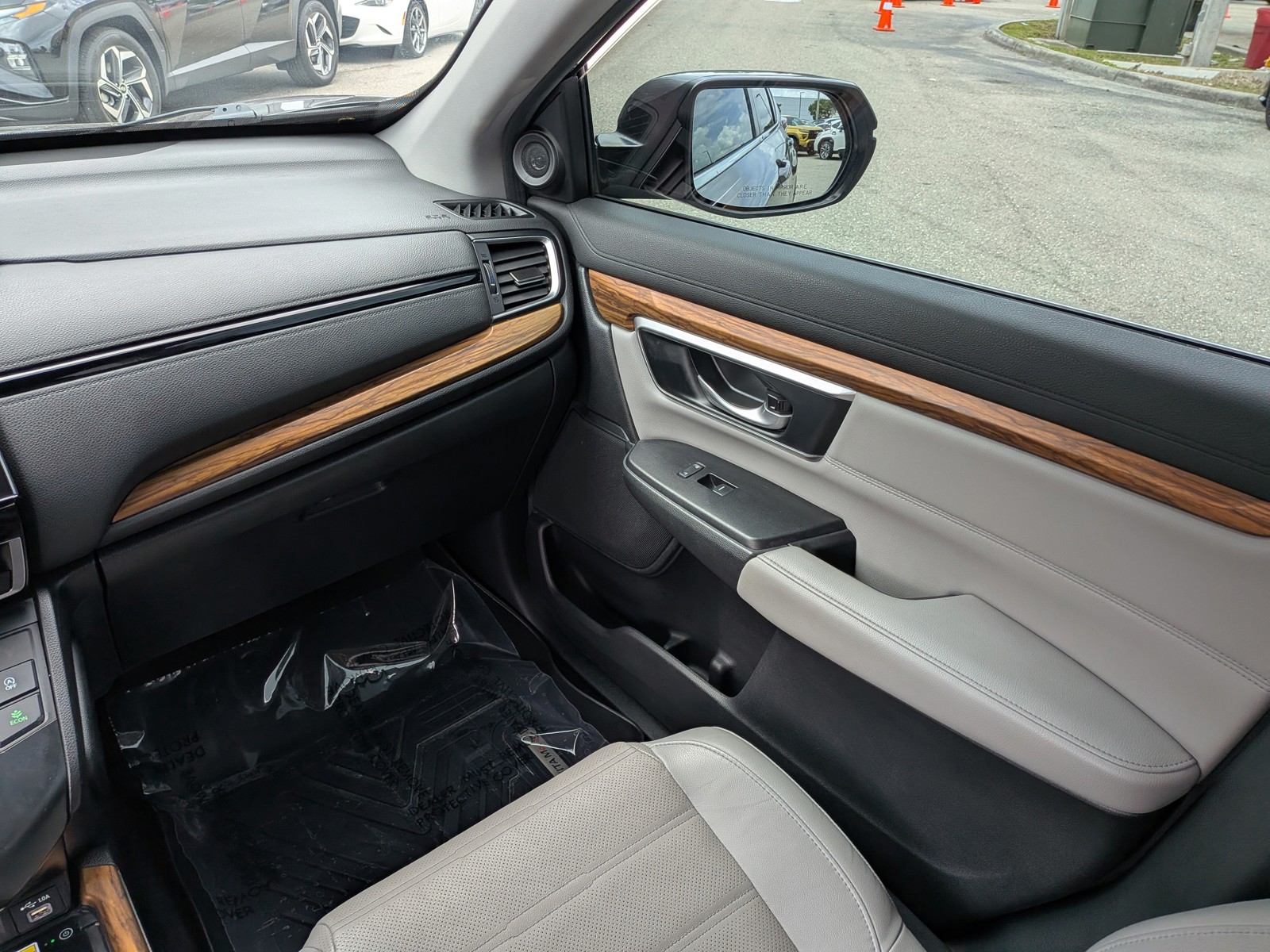 Used 2021 Modern Steel Metallic Honda Touring image 19