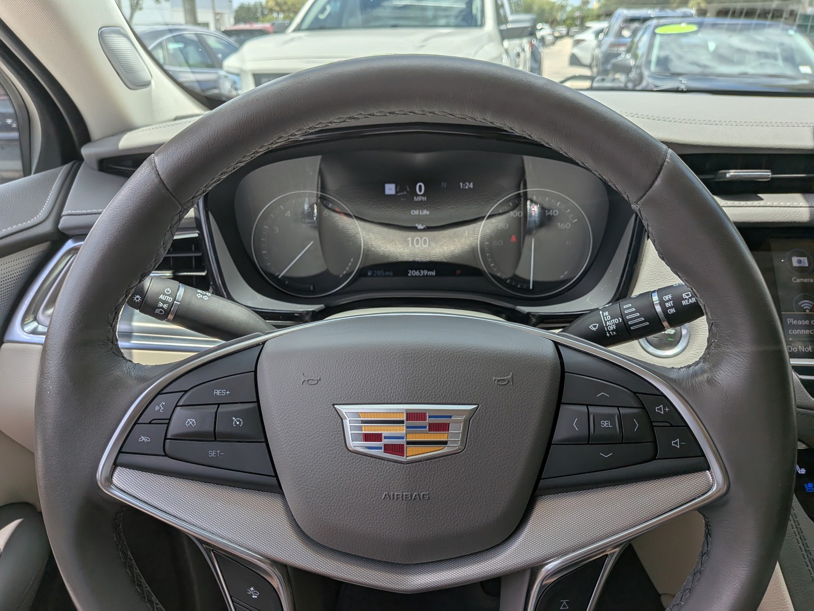 Used 2024 Crystal White Tricoat Cadillac FWD Premium Luxury image 26