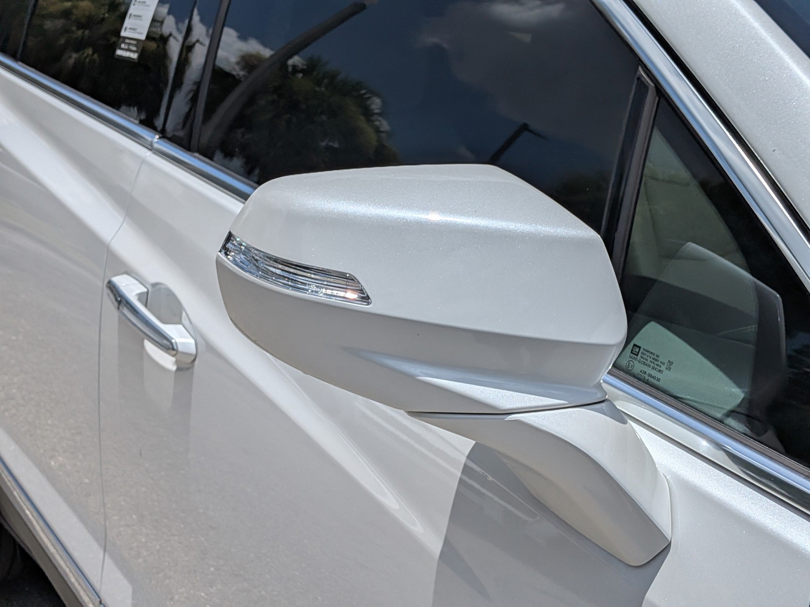 Used 2024 Crystal White Tricoat Cadillac FWD Premium Luxury image 12