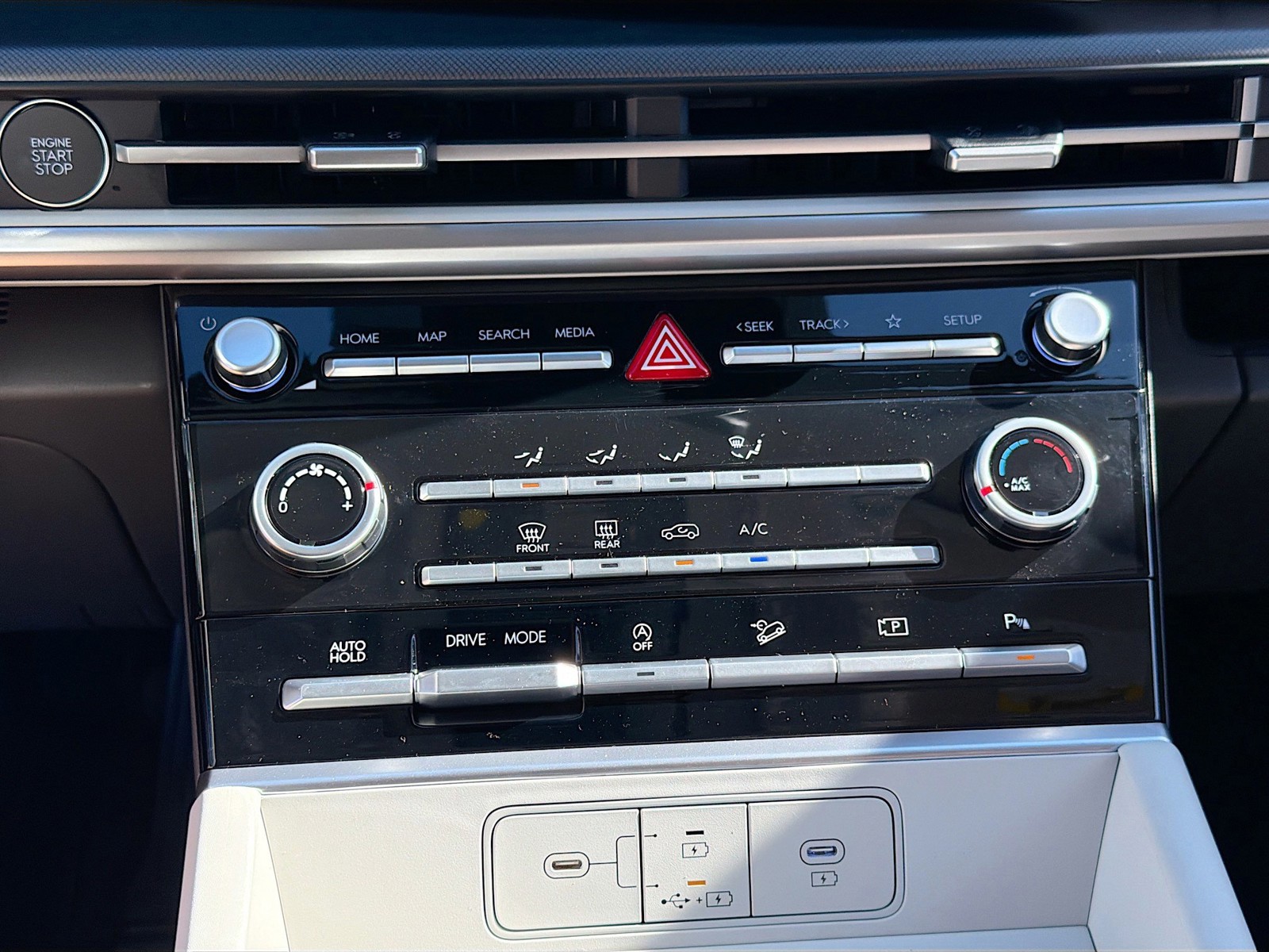 New 2026 Ecotronic Gray Hyundai SE image 28