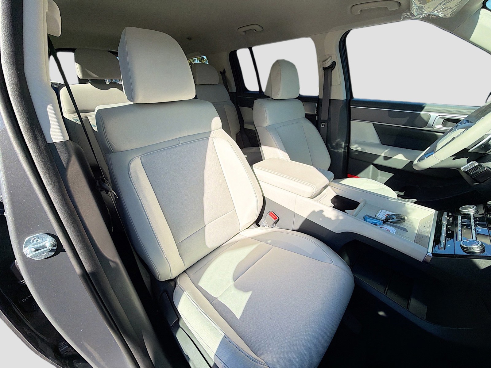 New 2026 Ecotronic Gray Hyundai SE image 14