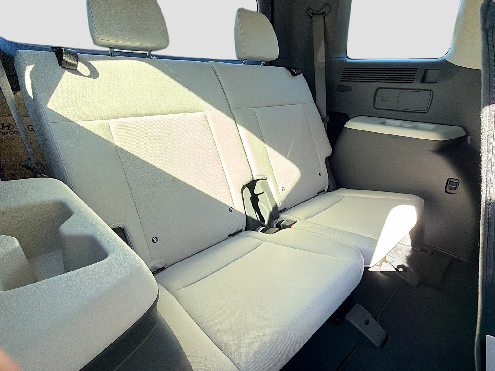 New 2026 Ecotronic Gray Hyundai SE image 19