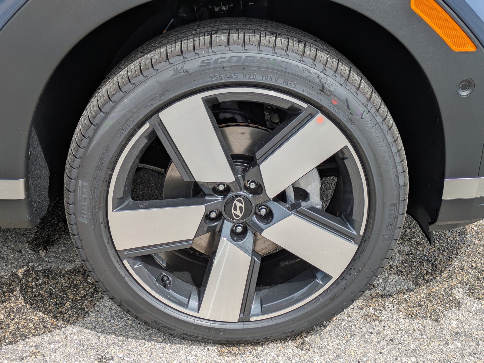 New 2027 Atlantis Blue Hyundai Limited 6P image 11