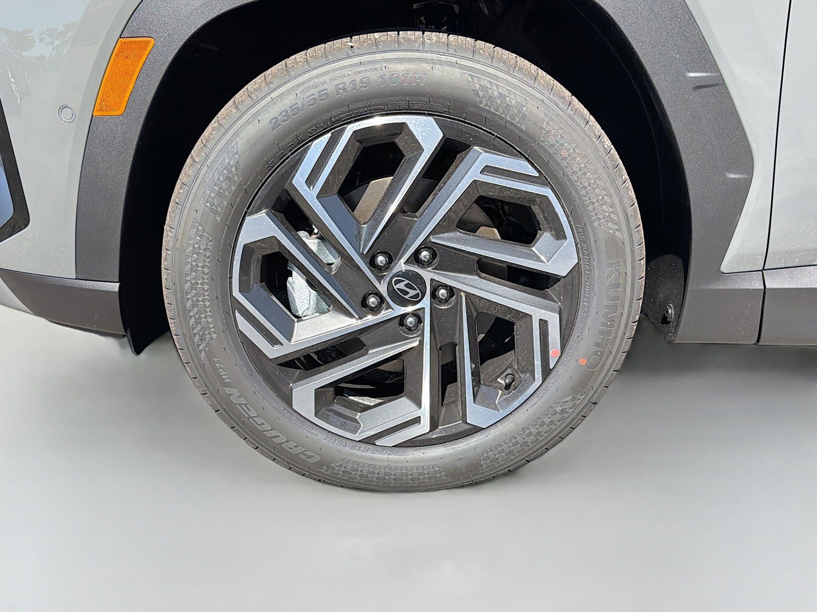 New 2026 Hampton Gray Hyundai Limited image 12