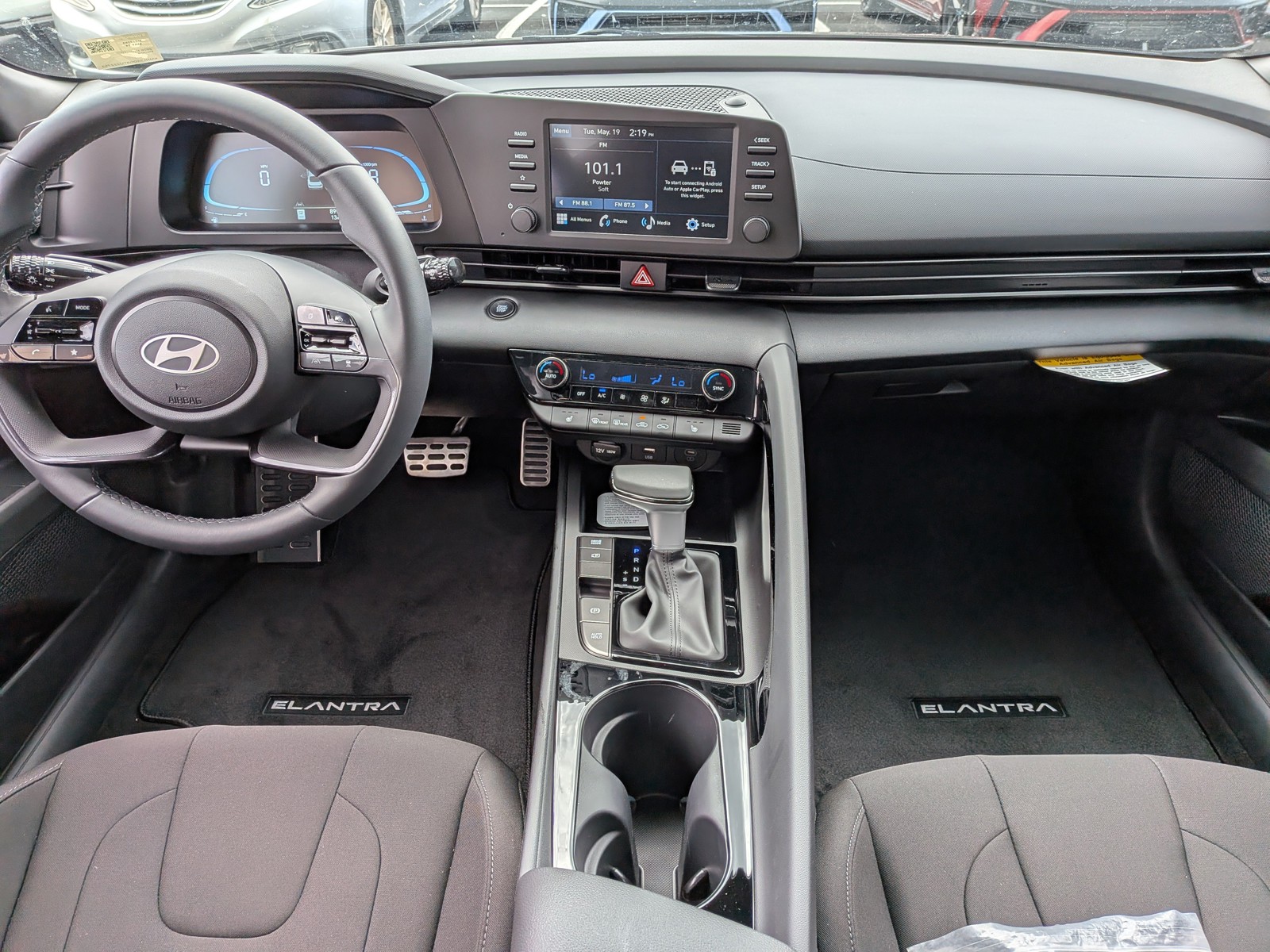 New 2026 Abyss Black Hyundai SEL Sport Premium image 17