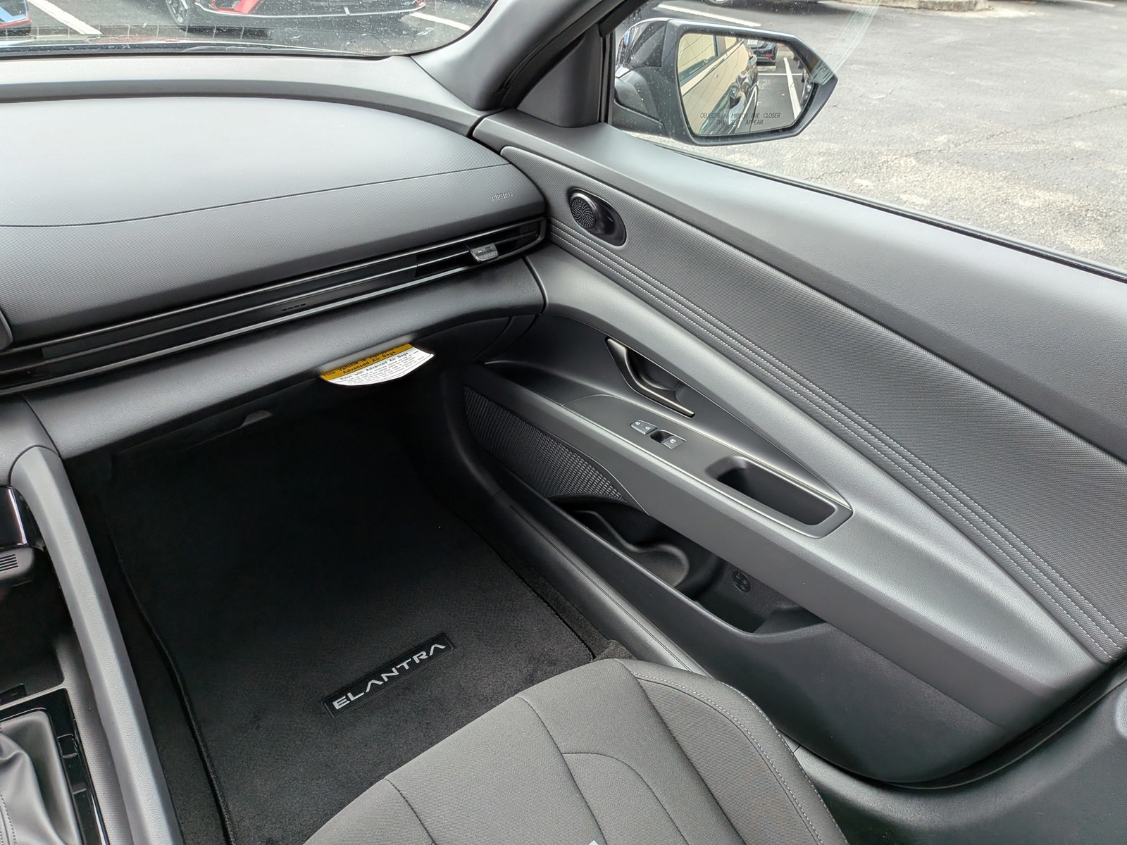 New 2026 Abyss Black Hyundai SEL Sport Premium image 18