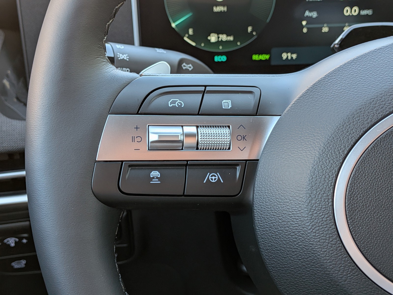 New 2026 Ecotronic Gray Hyundai Limited image 24