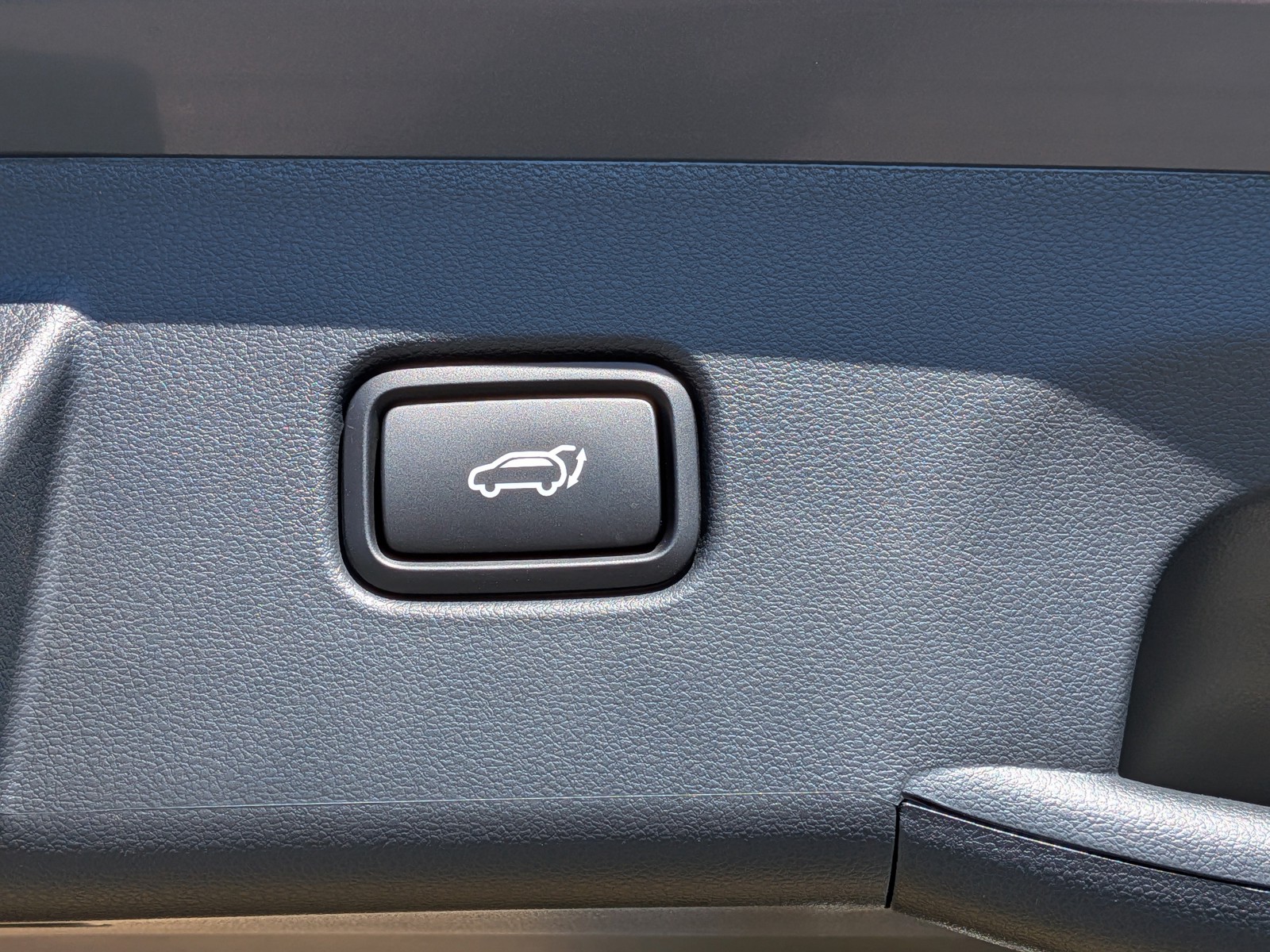 New 2026 Ecotronic Gray Hyundai Limited image 14