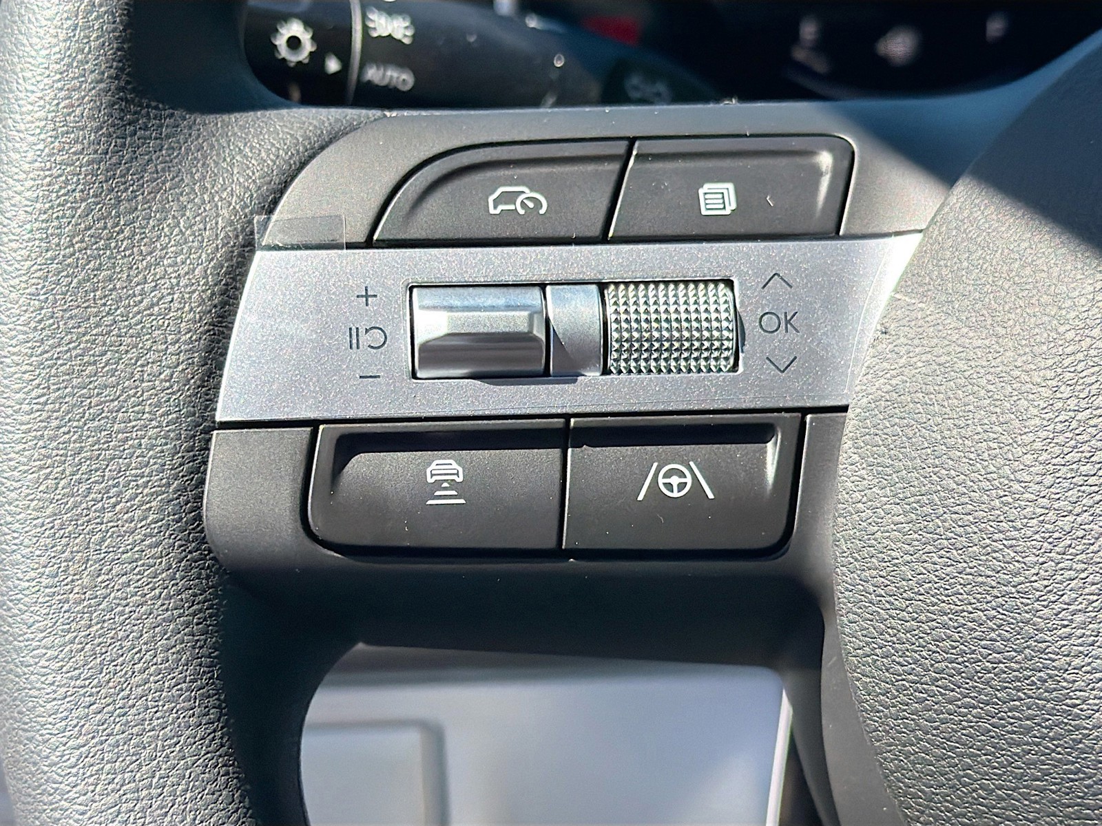 New 2026 Serenity White Pearl Hyundai SEL image 29