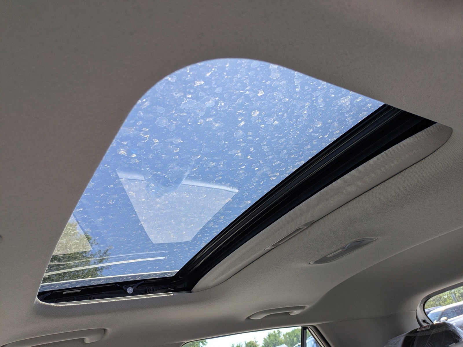 New 2026 Shimmering Silver Hyundai SEL image 18