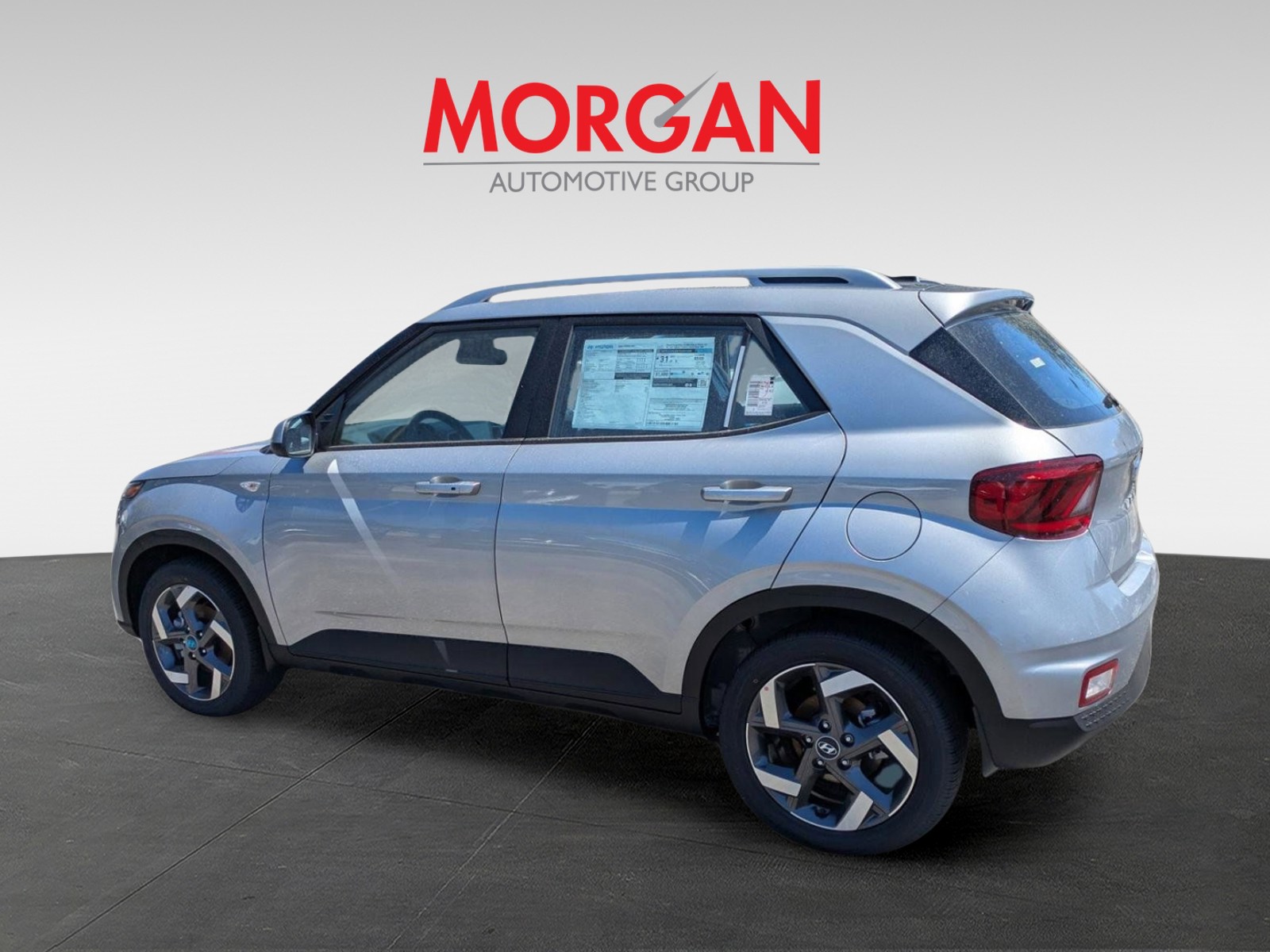 New 2026 Shimmering Silver Hyundai SEL image 7