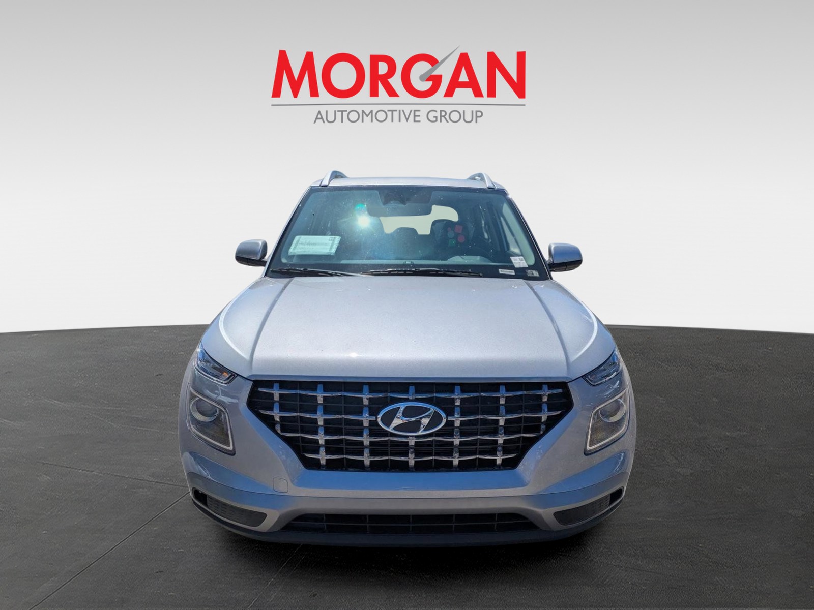 New 2026 Shimmering Silver Hyundai SEL image 3