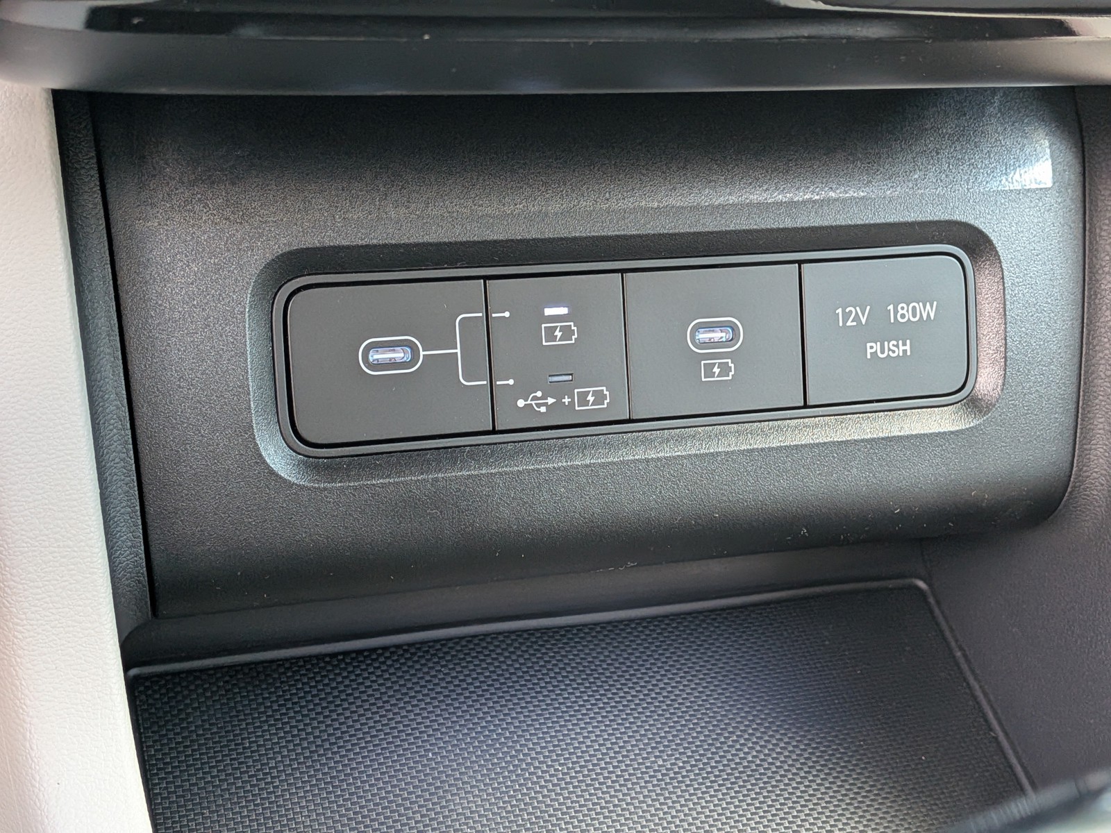 New 2026 Shimmering Silver Hyundai Limited image 31