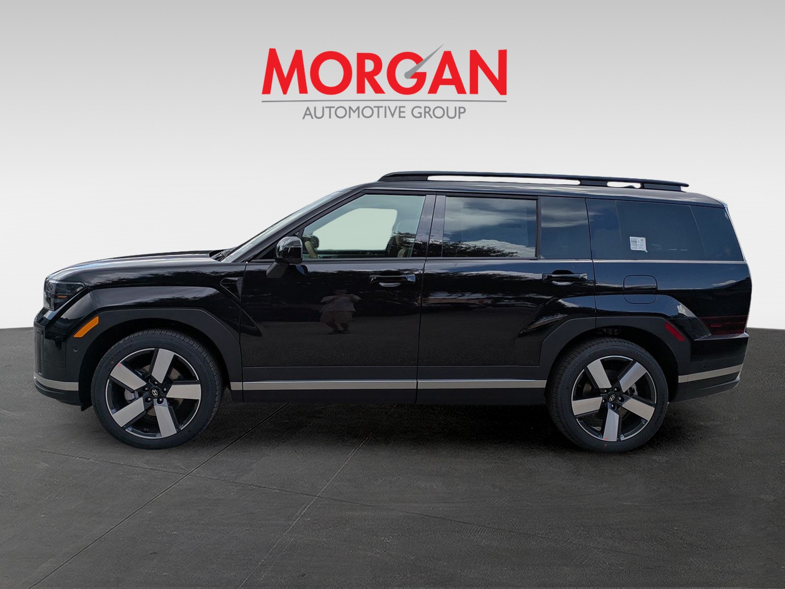 New 2027 Phantom Black Hyundai Limited 6P image 8