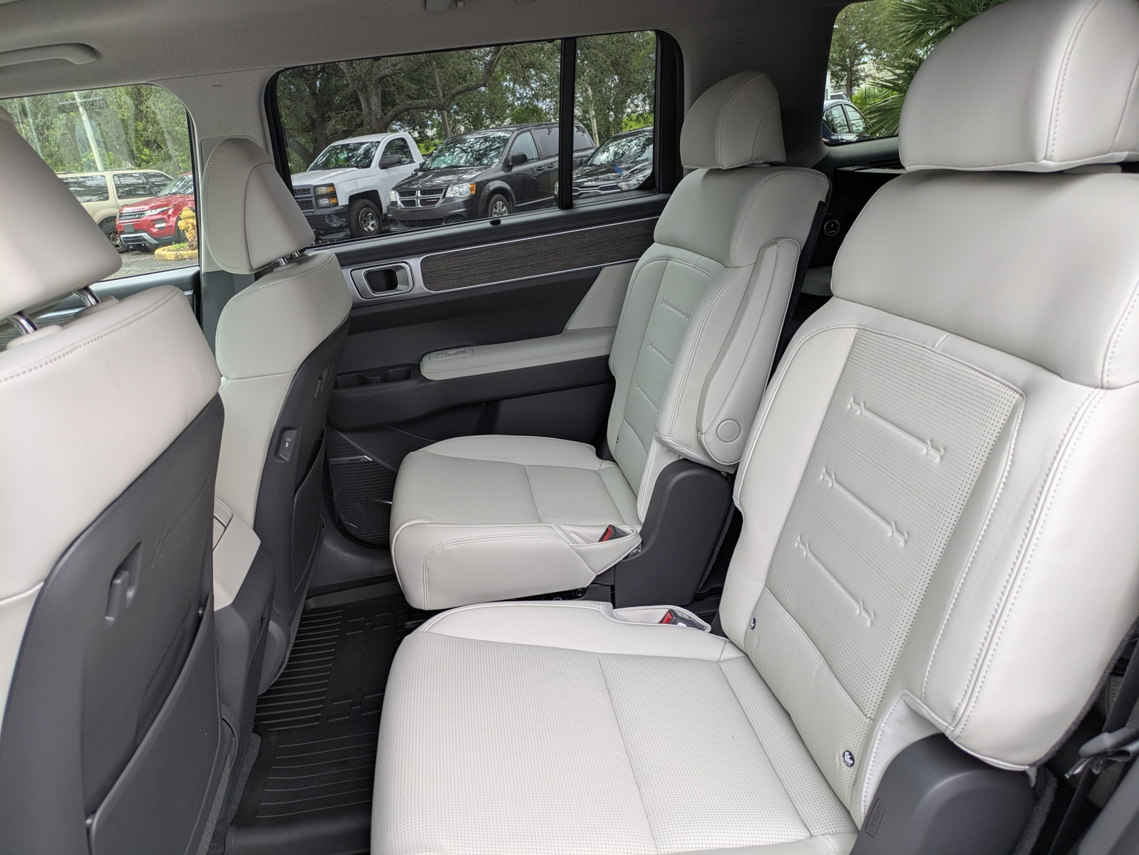 New 2027 Atlantis Blue Hyundai Limited 6P image 12