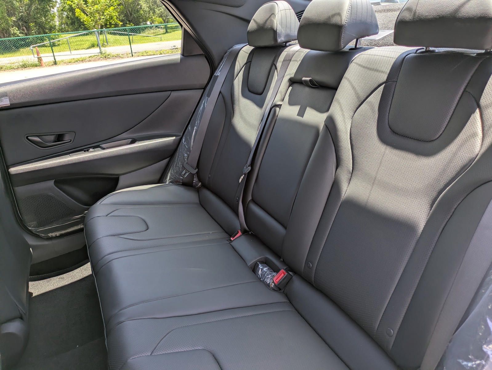 New 2026 Amazon Gray Hyundai SEL Sport Plus image 12