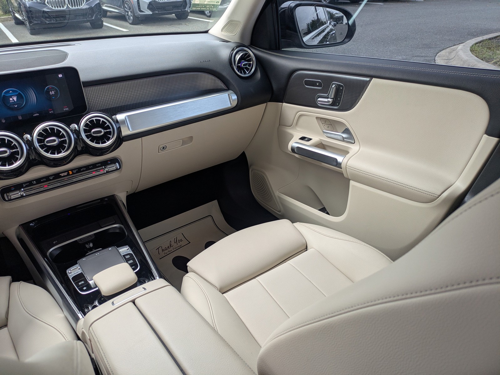 Used 2020  Mercedes-Benz GLB 250 image 17