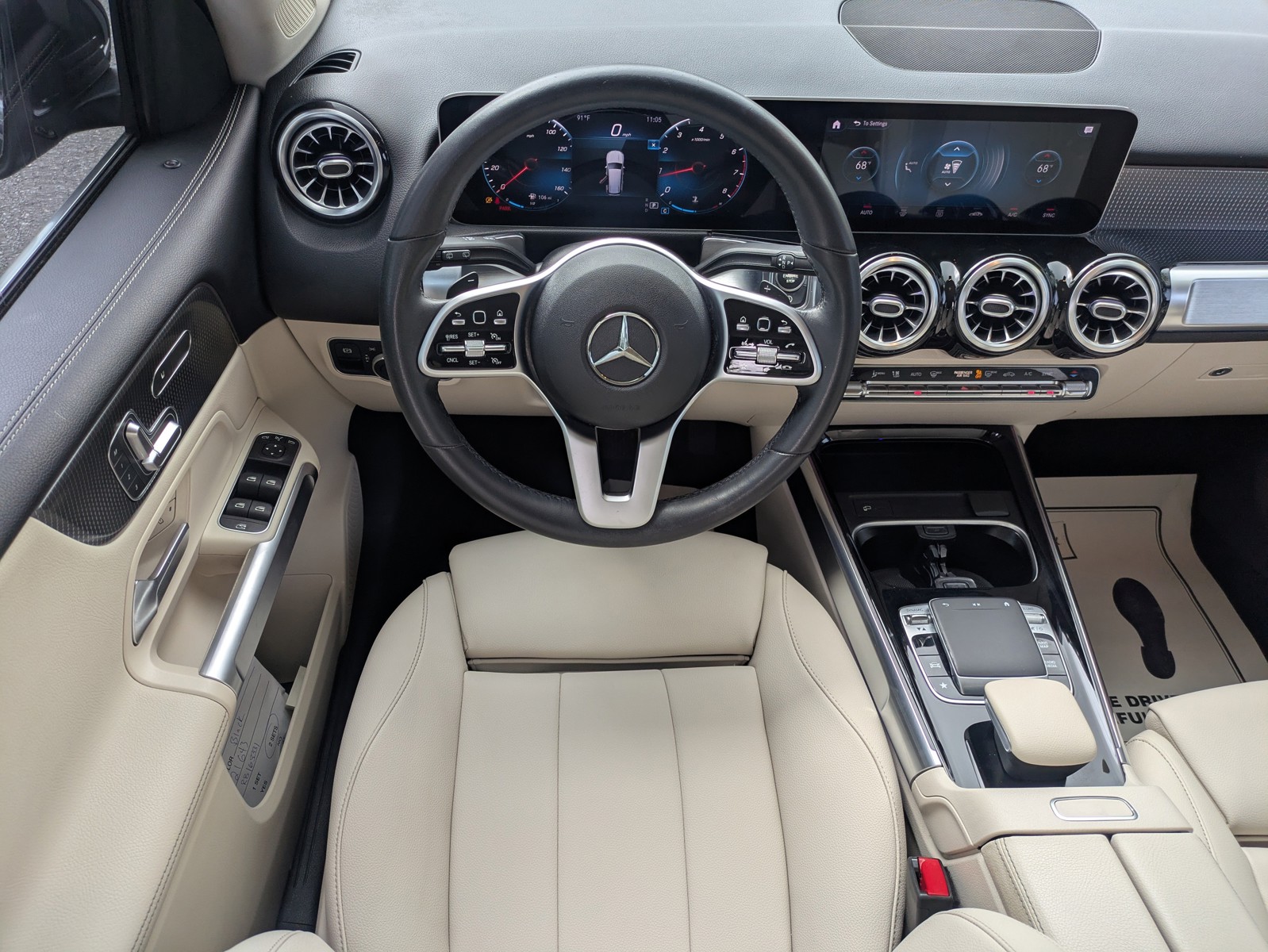 Used 2020  Mercedes-Benz GLB 250 image 16