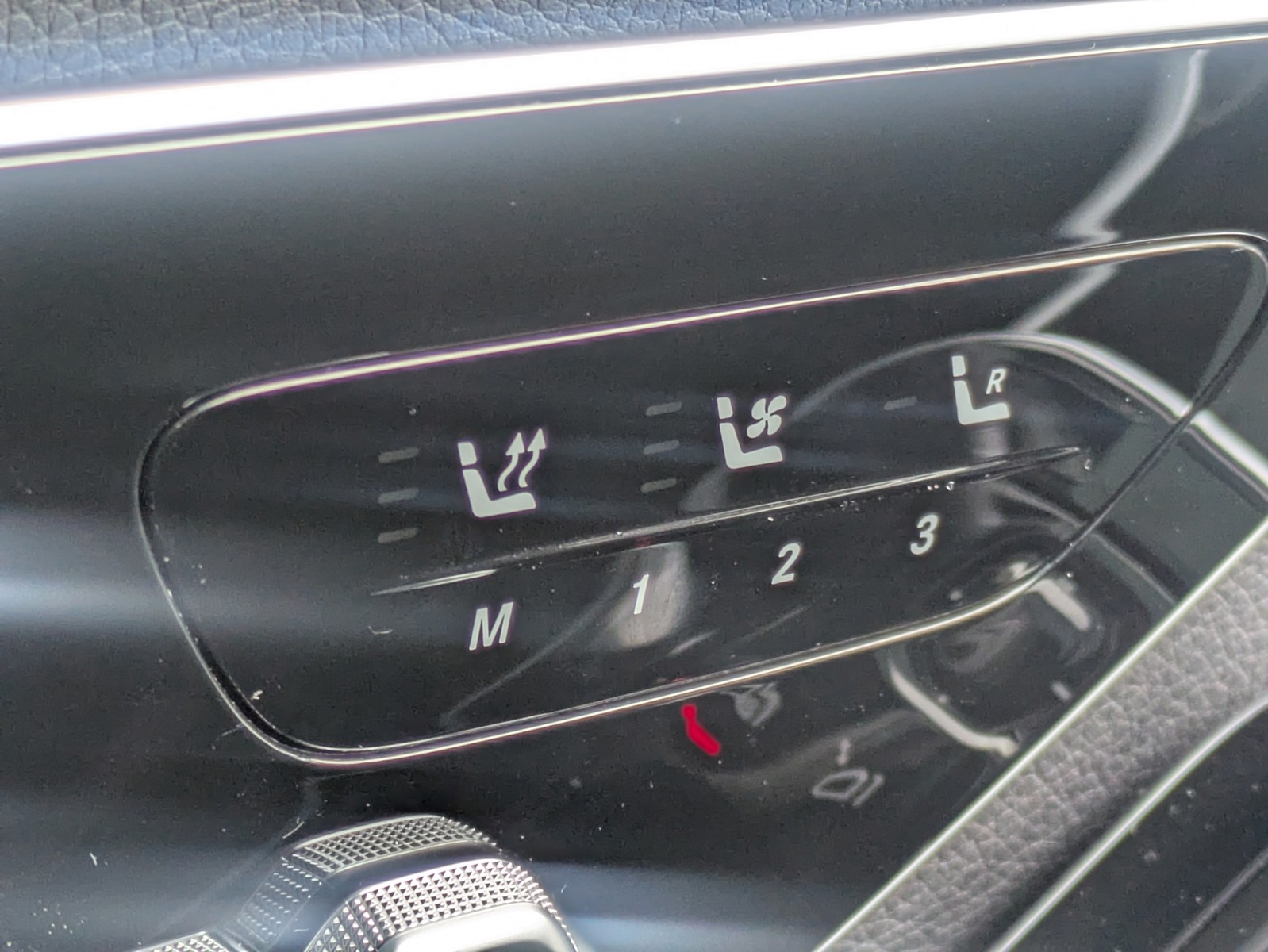 Certified Used 2023  Mercedes-Benz S 500 image 24