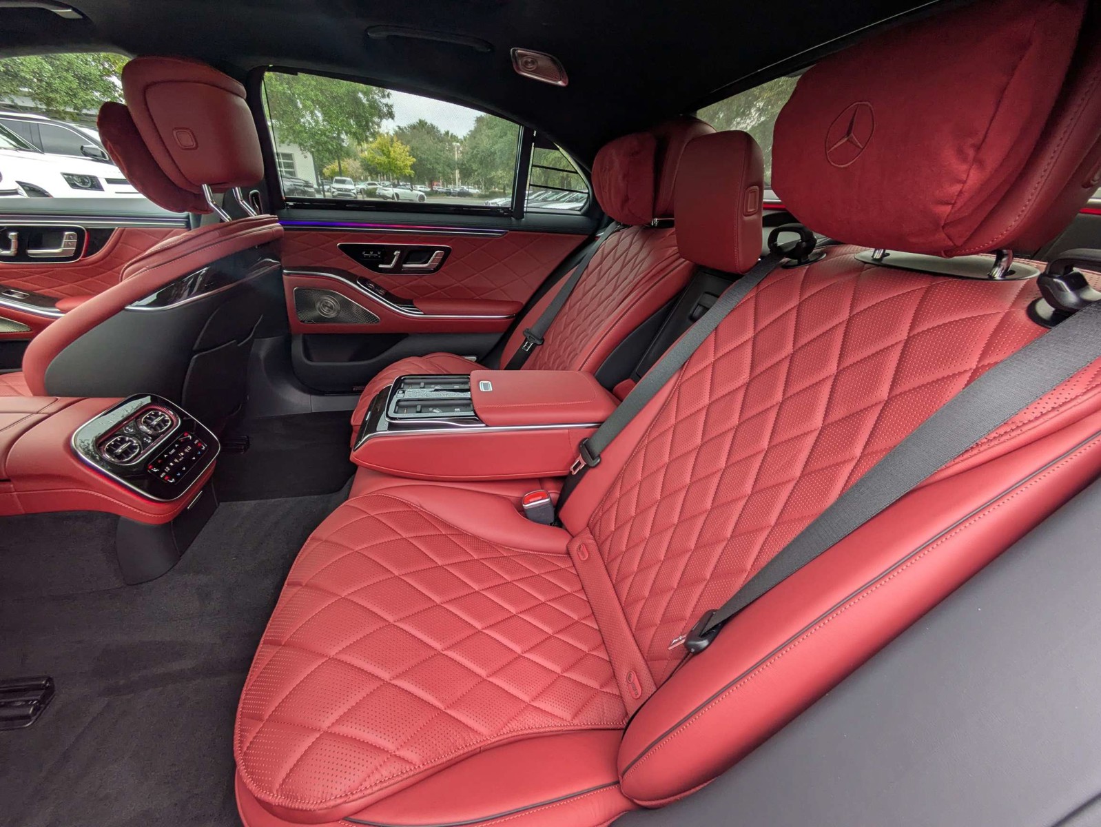 New 2027 Silver Mercedes-Benz S 580 image 12