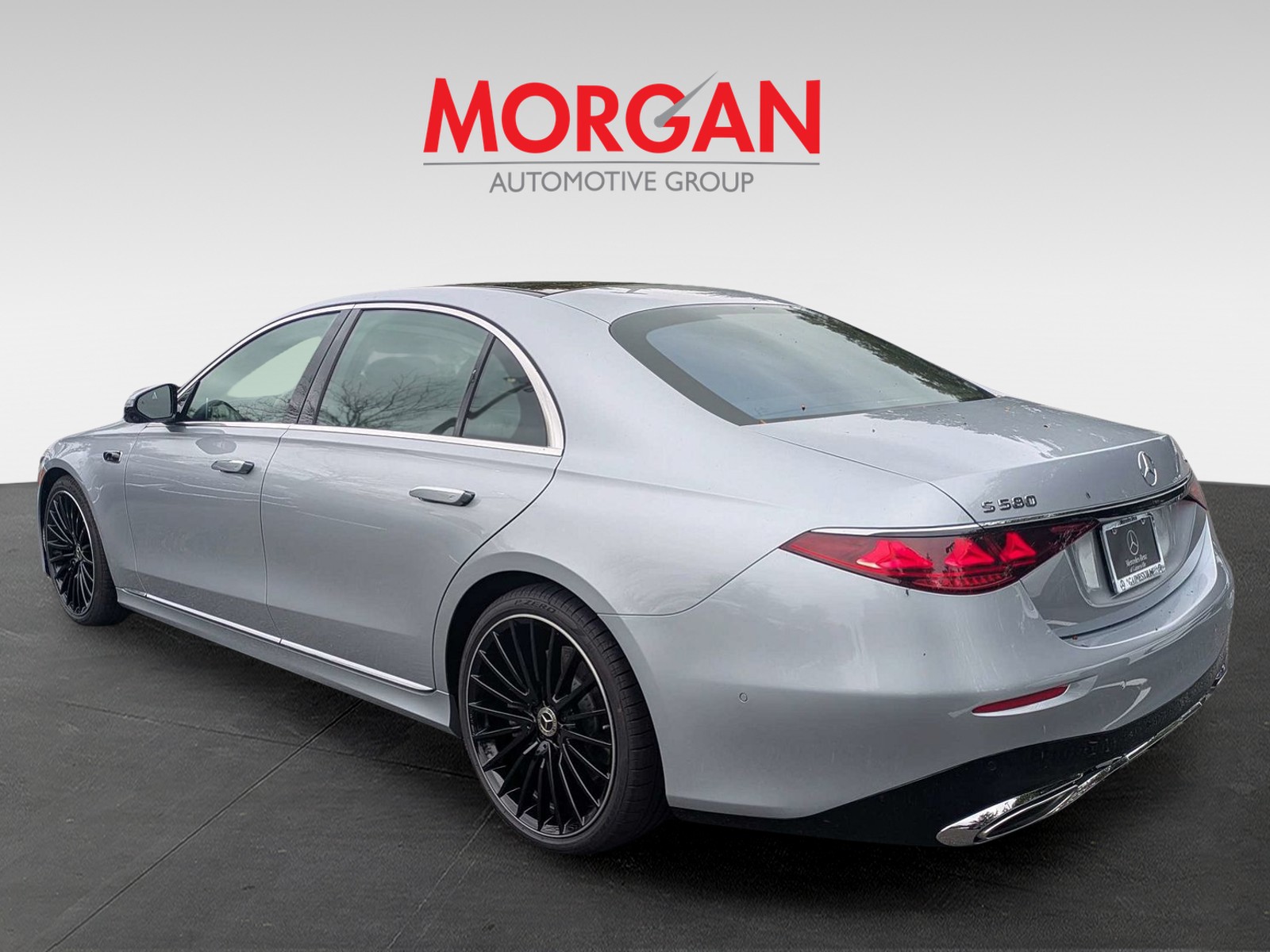 New 2027 Silver Mercedes-Benz S 580 image 5