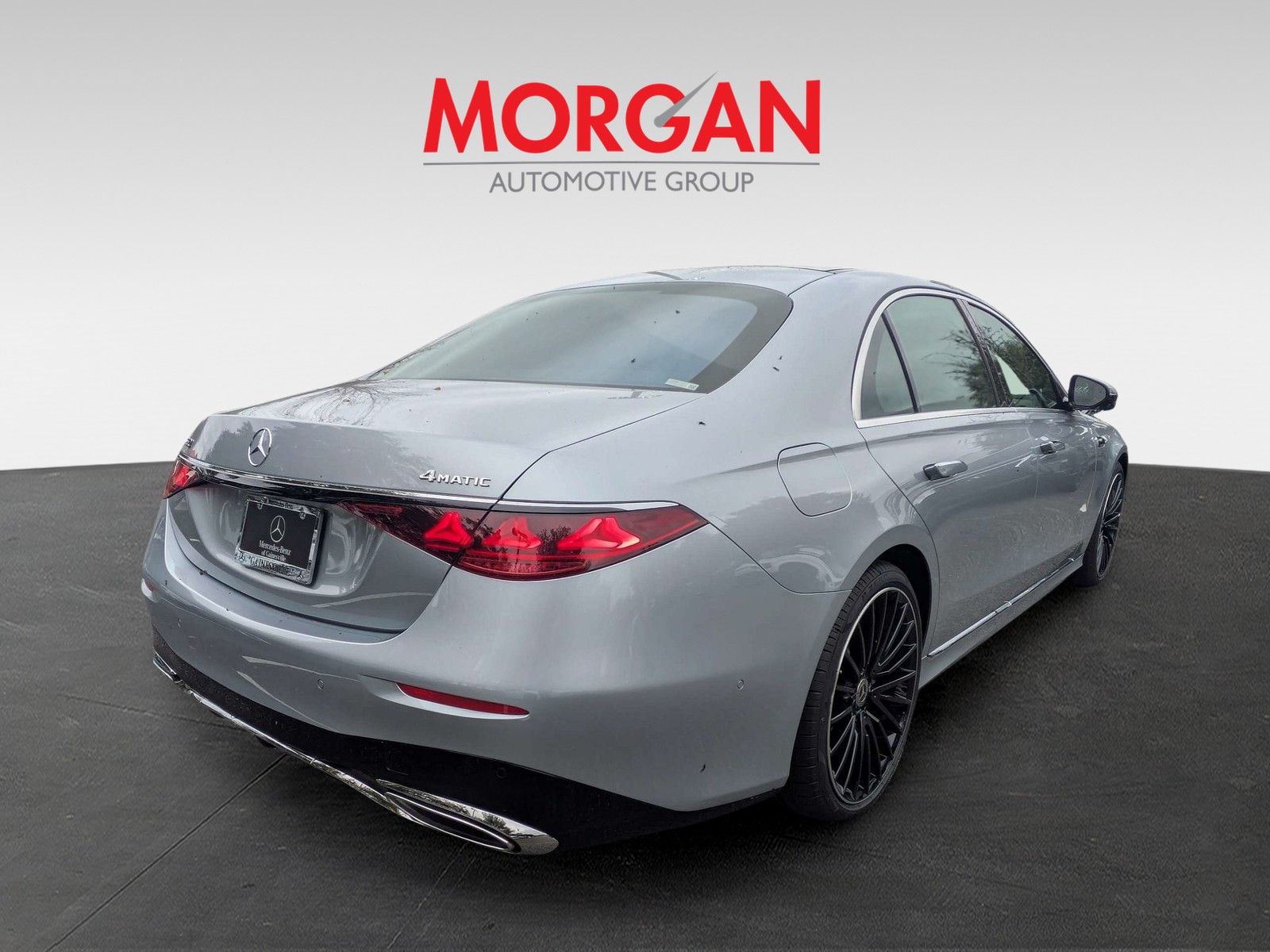 New 2027 Silver Mercedes-Benz S 580 image 3