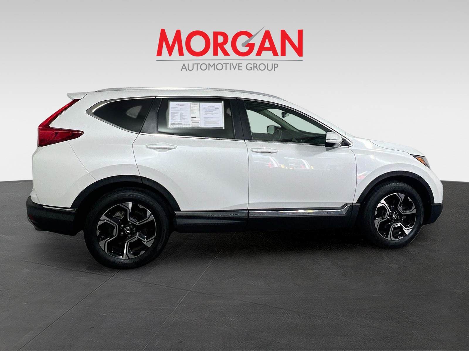 Used 2019 Platinum White Pearl Honda Touring image 2