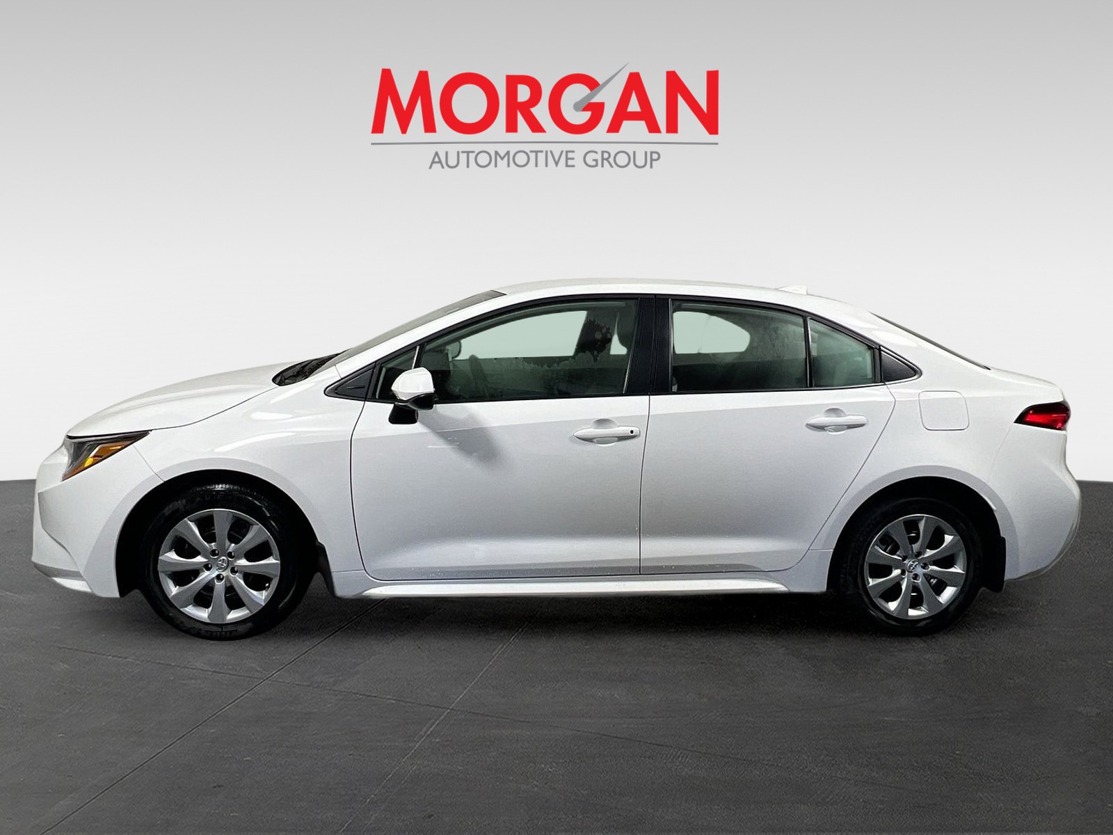 Used 2026 Ice Cap Toyota LE image 6