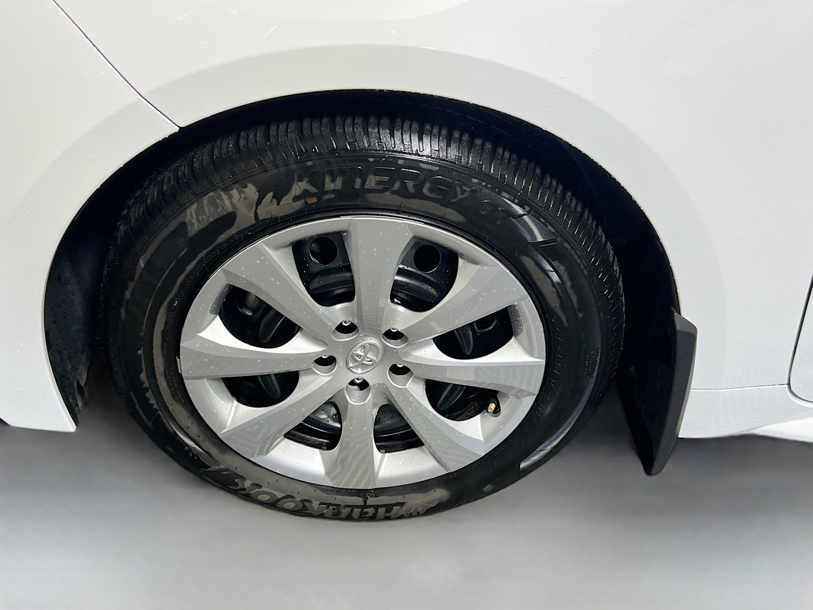 Used 2026 Ice Cap Toyota LE image 11