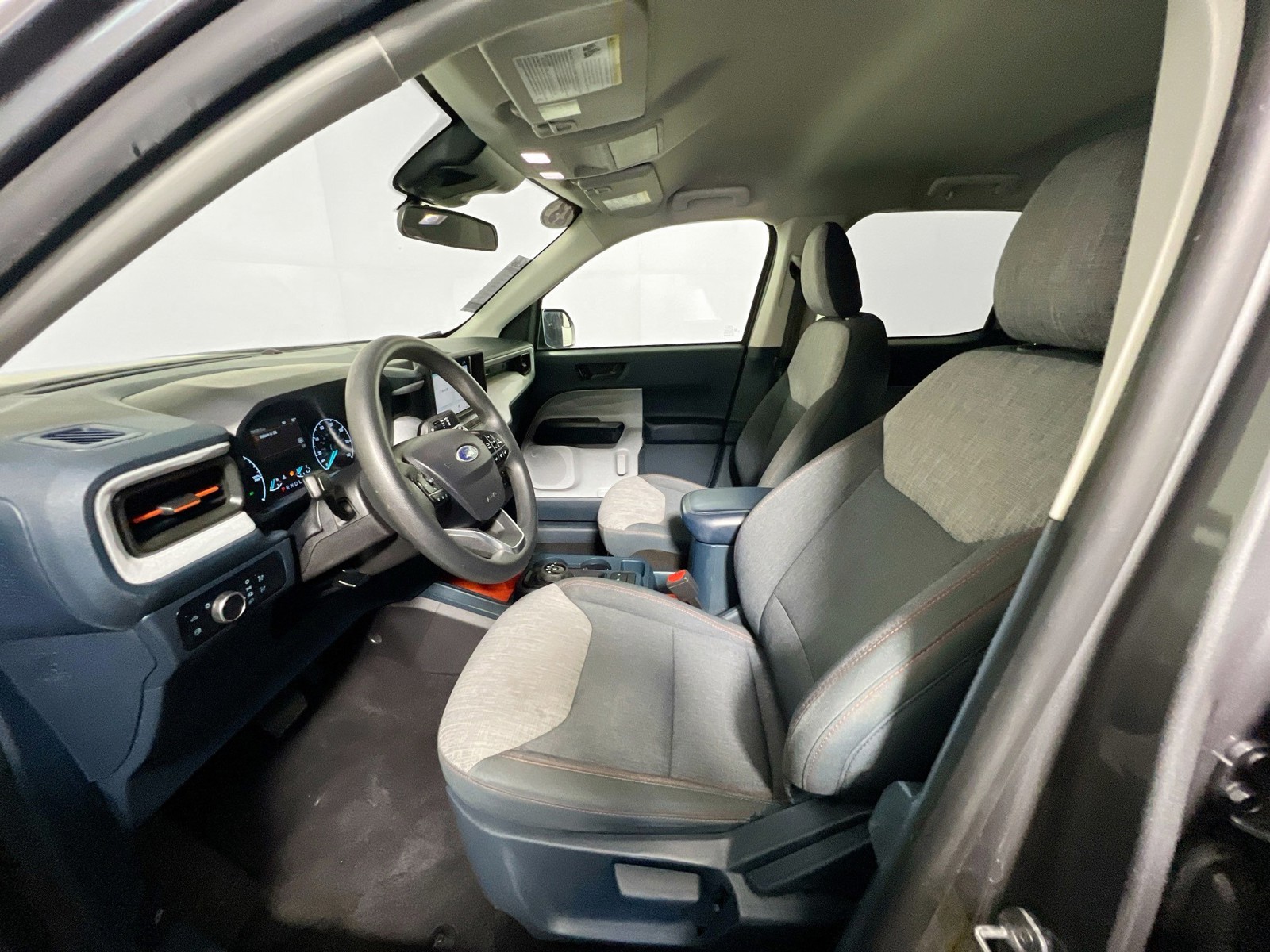 Used 2023 Carbonized Gray Metallic Ford XLT image 12