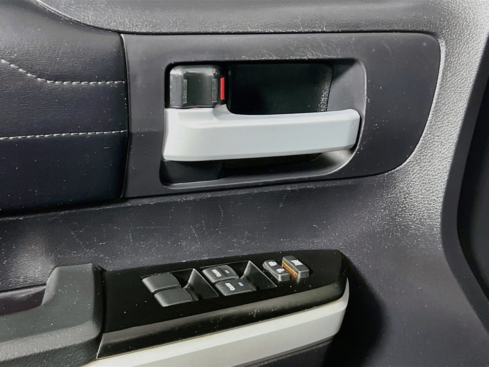 Used 2020 Smoked Mesquite Toyota Limited image 14
