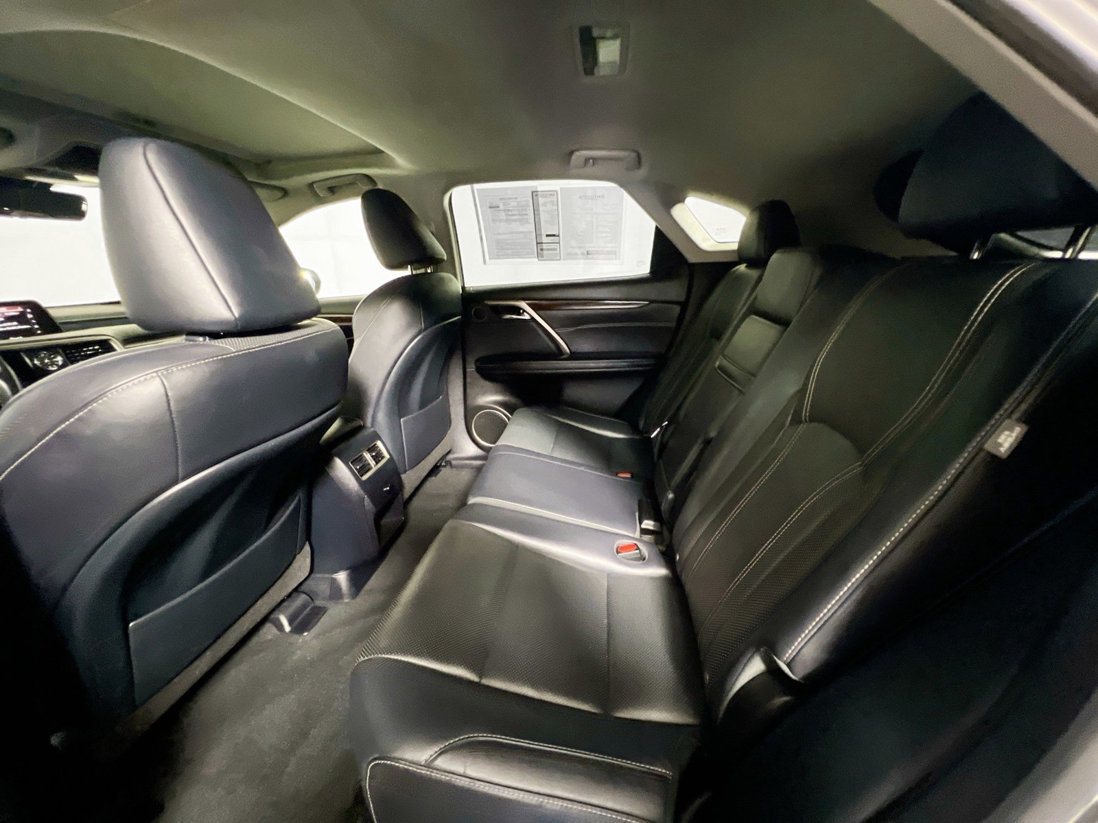 Used 2019 Eminent White Pearl Lexus 350 image 25