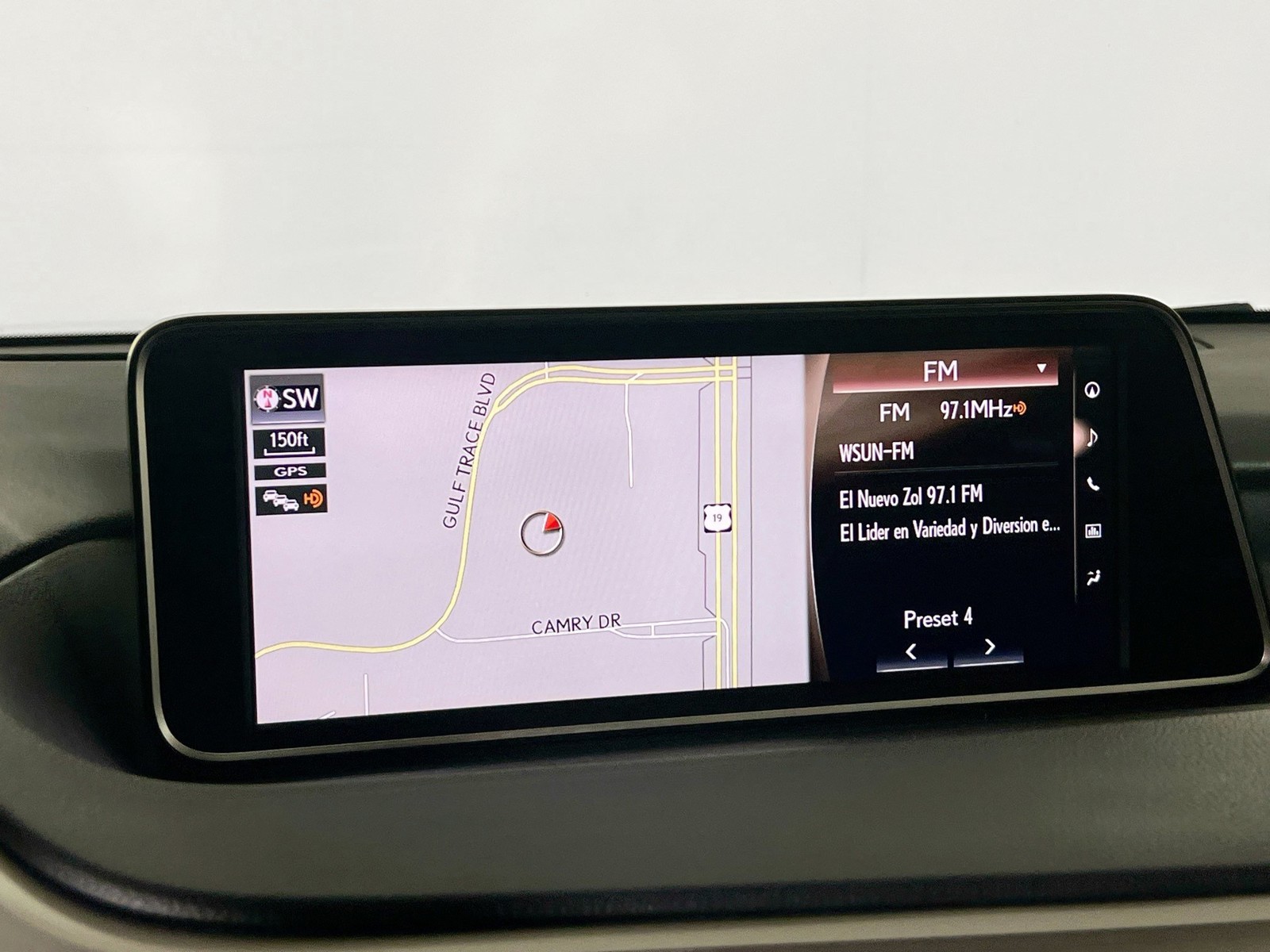 Used 2019 Eminent White Pearl Lexus 350 image 24