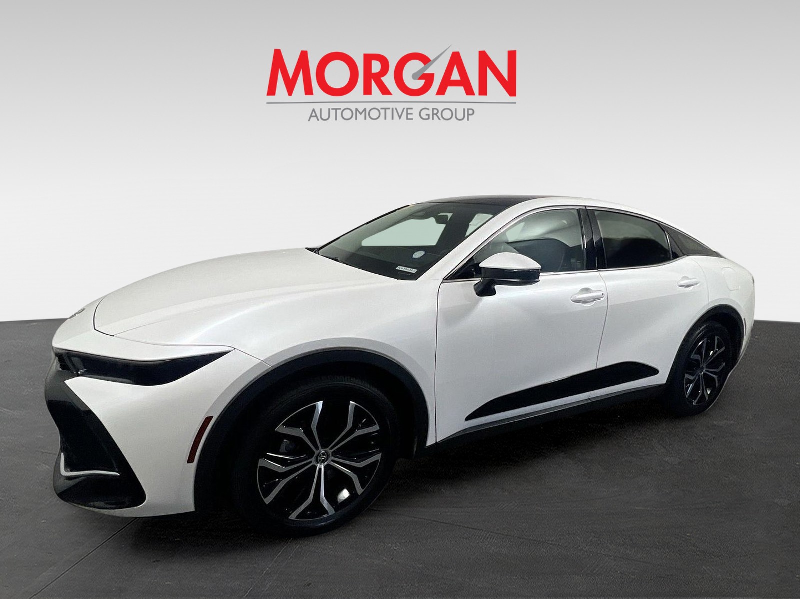 Used 2023 Oxygen White Toyota Limited image 7